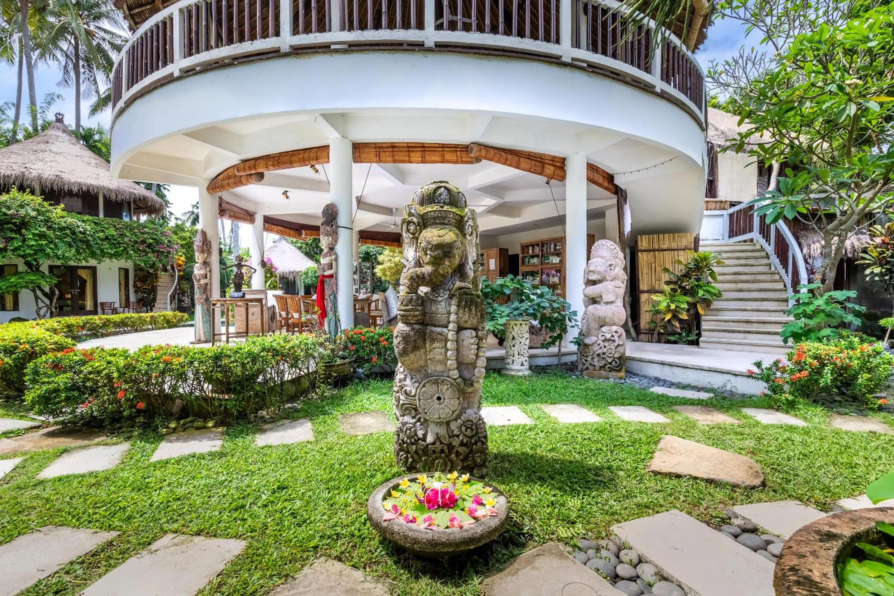 Restaurant/places to eat in The Village of Angels - New Year's Offer