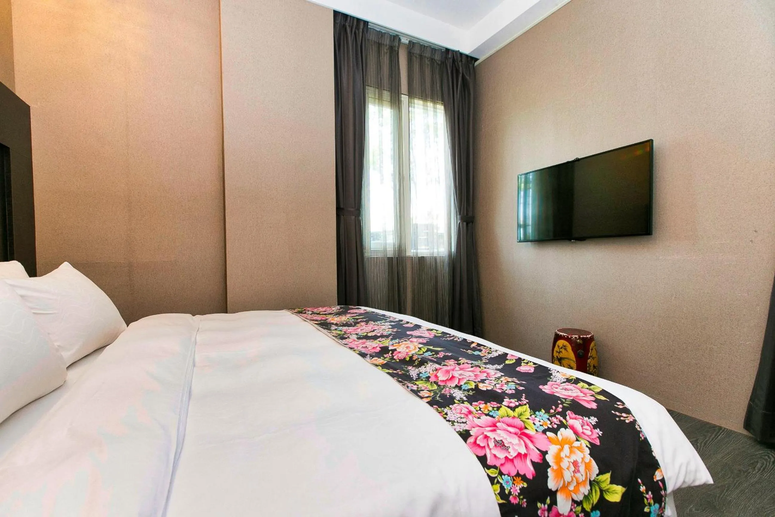 Bedroom, Bed in Pokara Resort