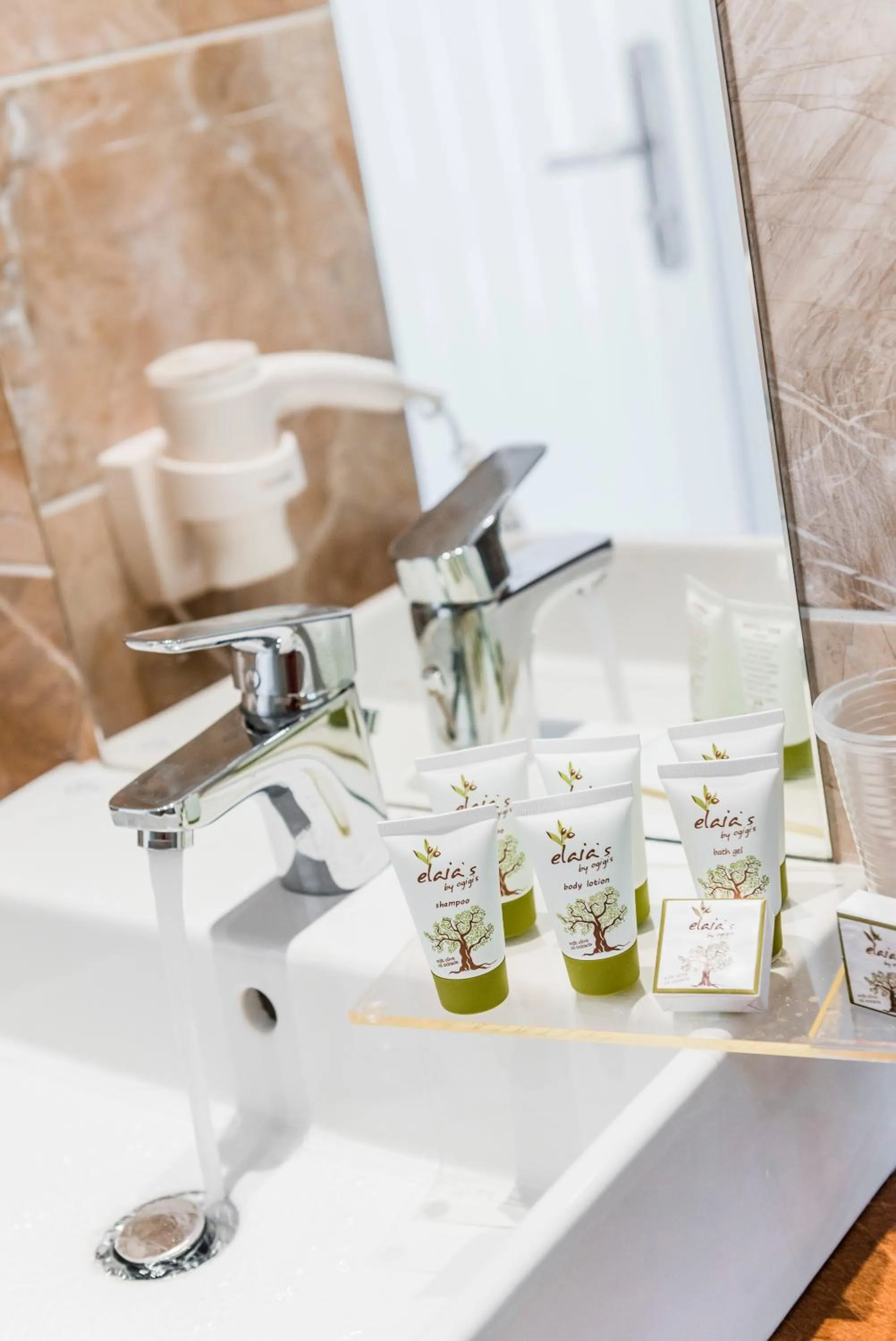 Bathroom in Belmare Hotel