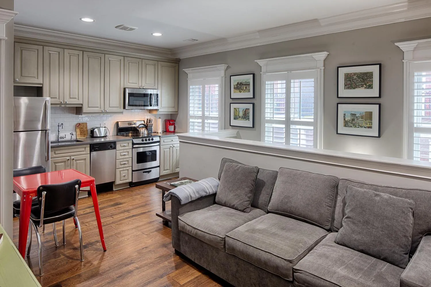 Kitchen or kitchenette in Liberty Street Redbrick Town and Carriage House