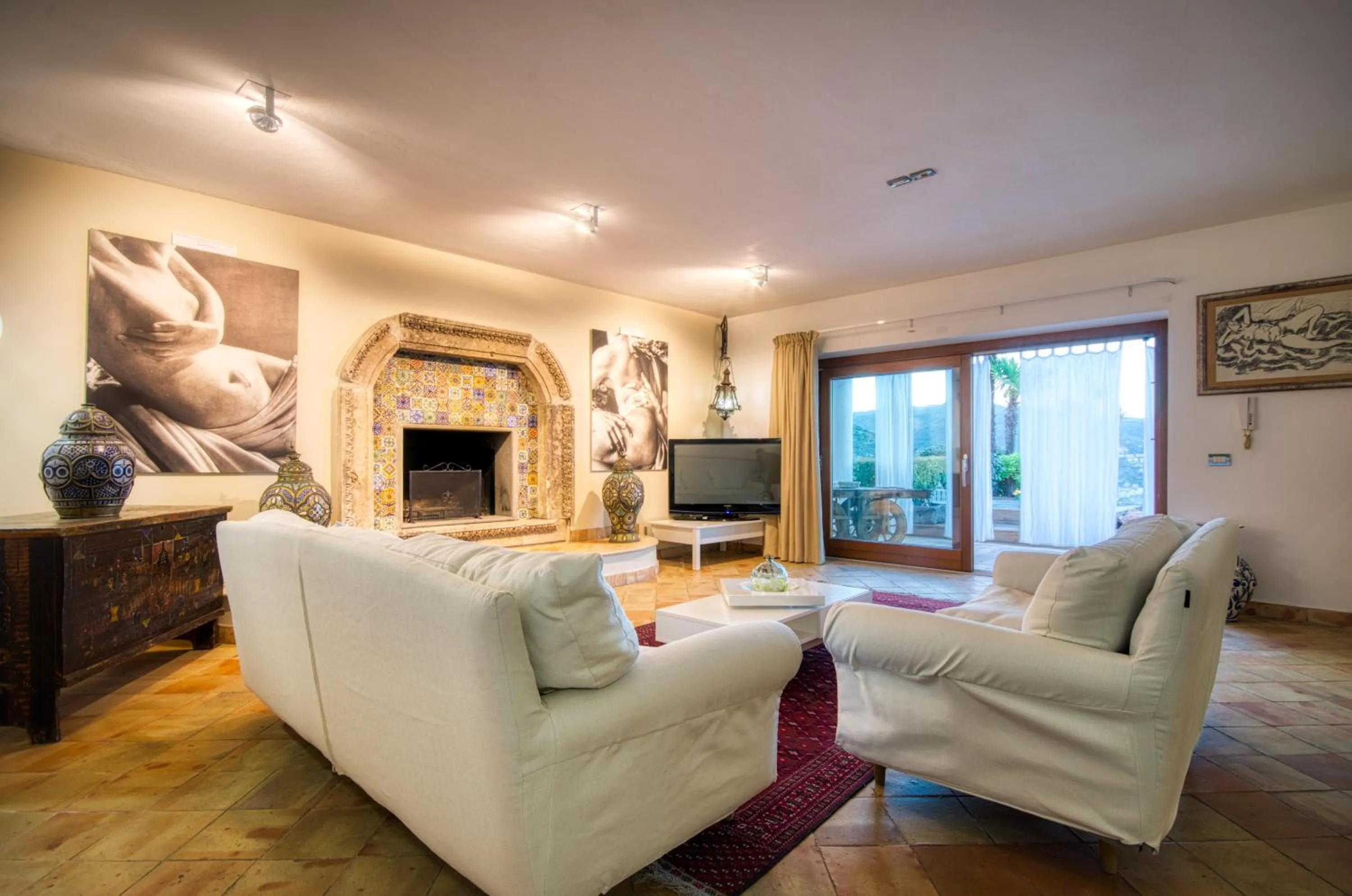 Living room in Villa Zagara Garden Spectacular Sea View in Taormina