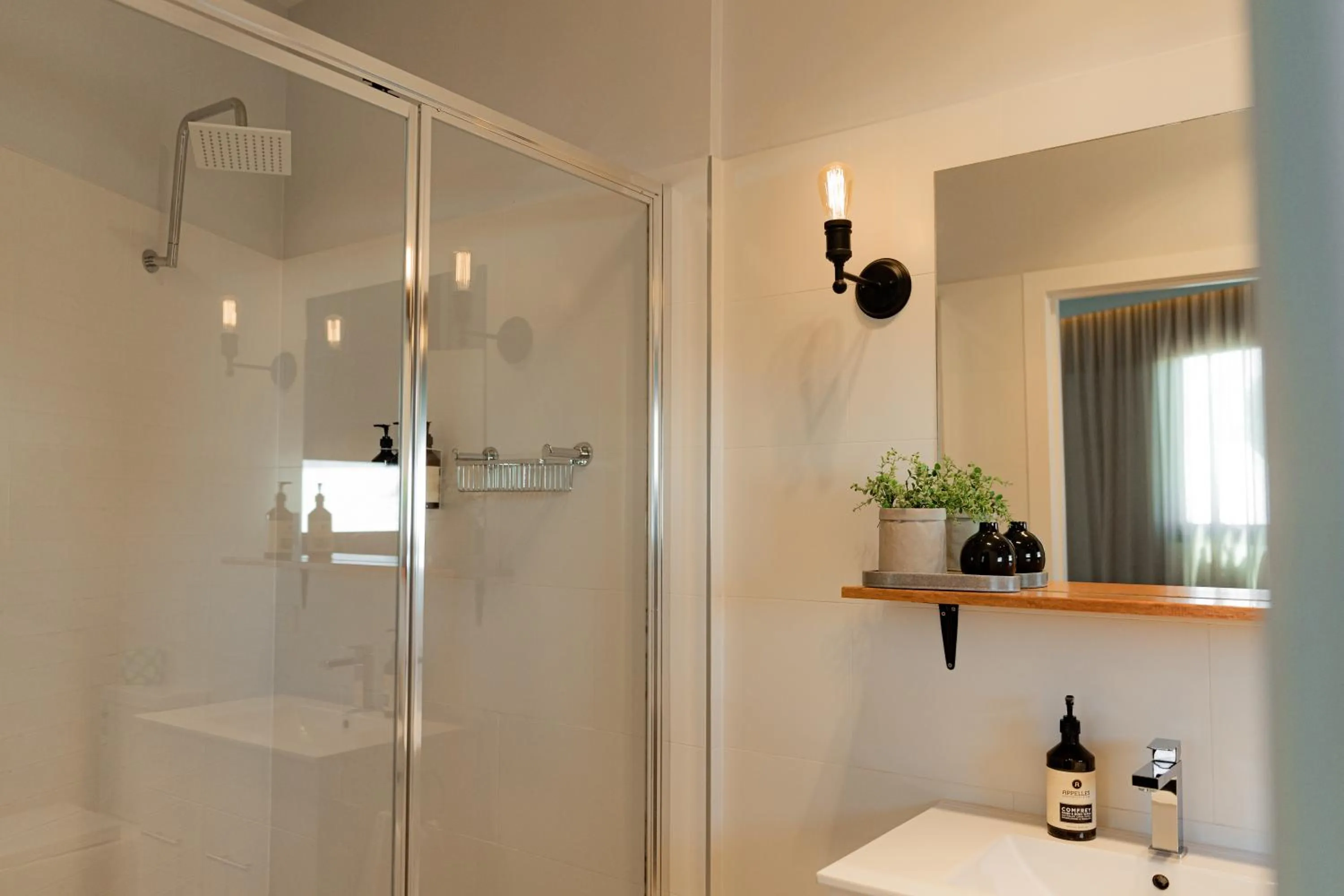 Bay Of Fires Apartments - Town Centre