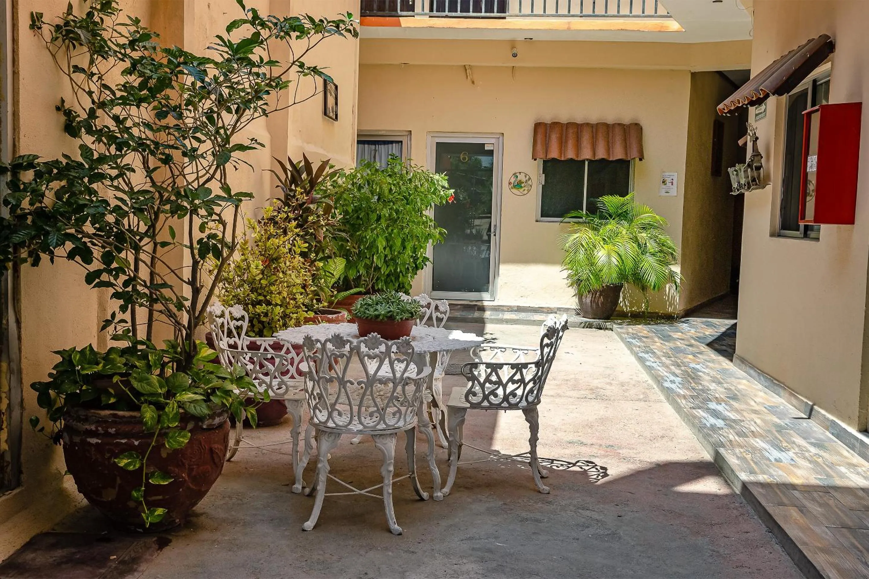 Lobby or reception in OYO Hotel Cabo Del Sur, Cabo San Lucas