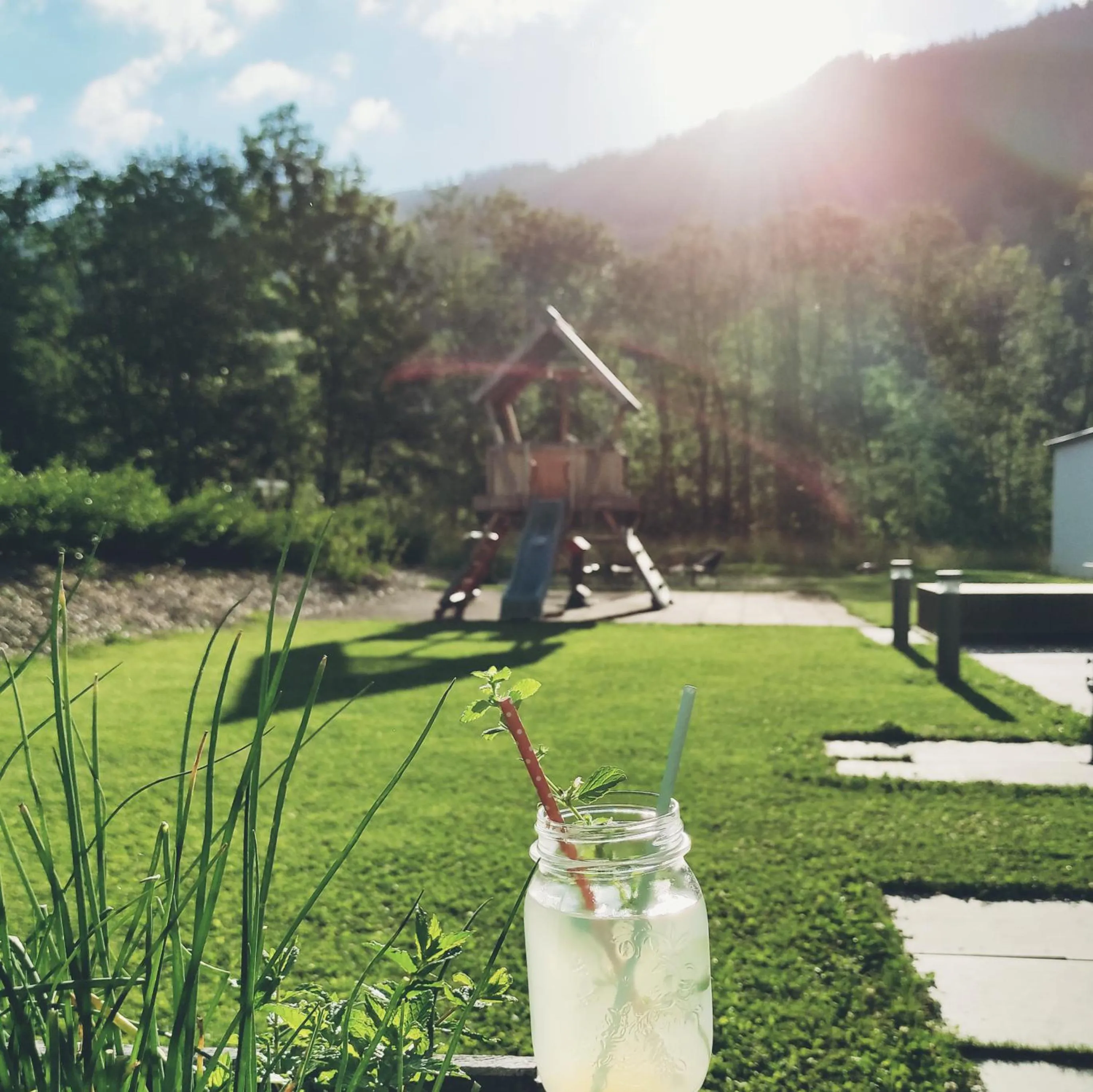 Spring in Pension fein & sein