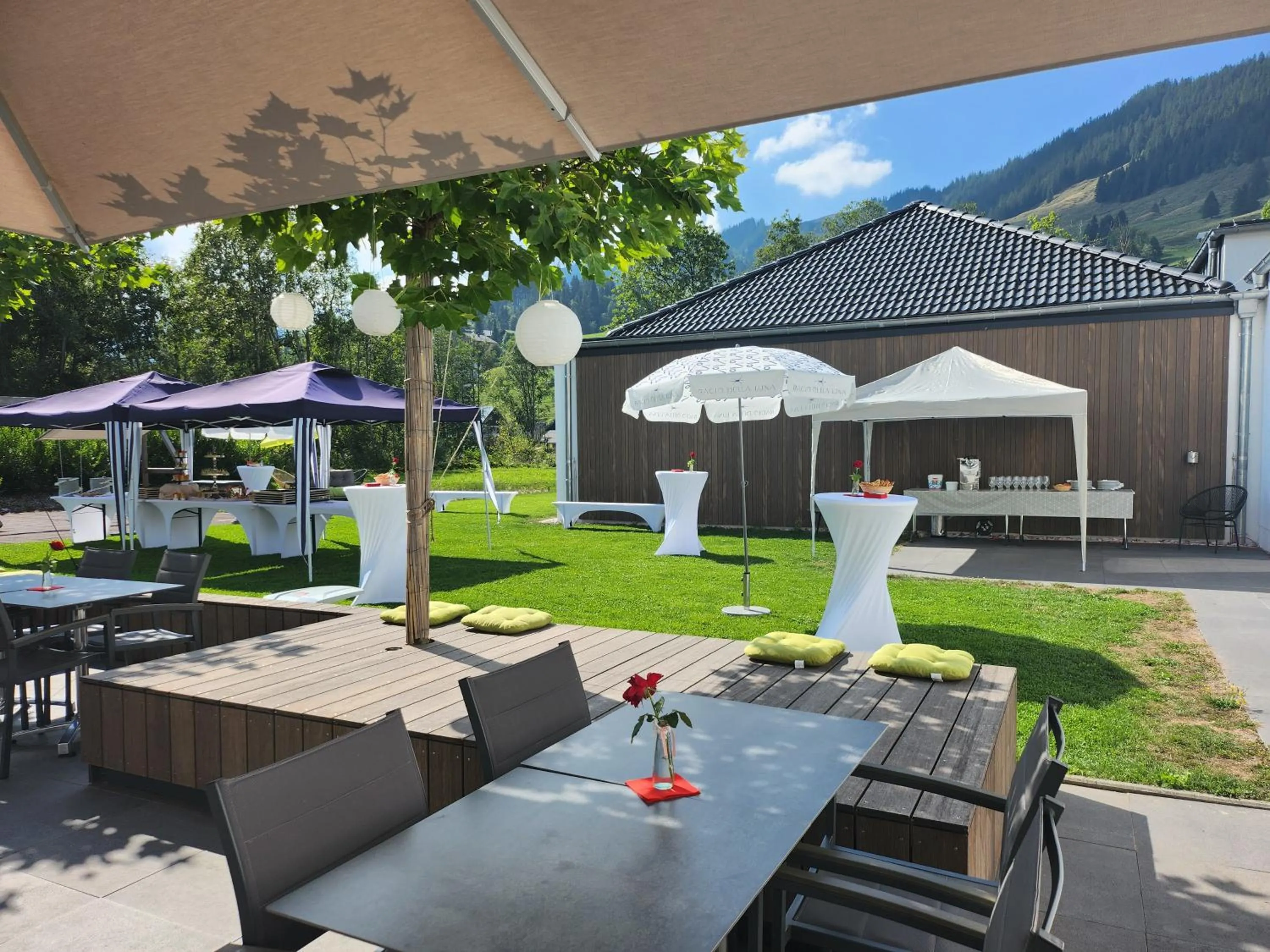 Patio in Pension fein & sein