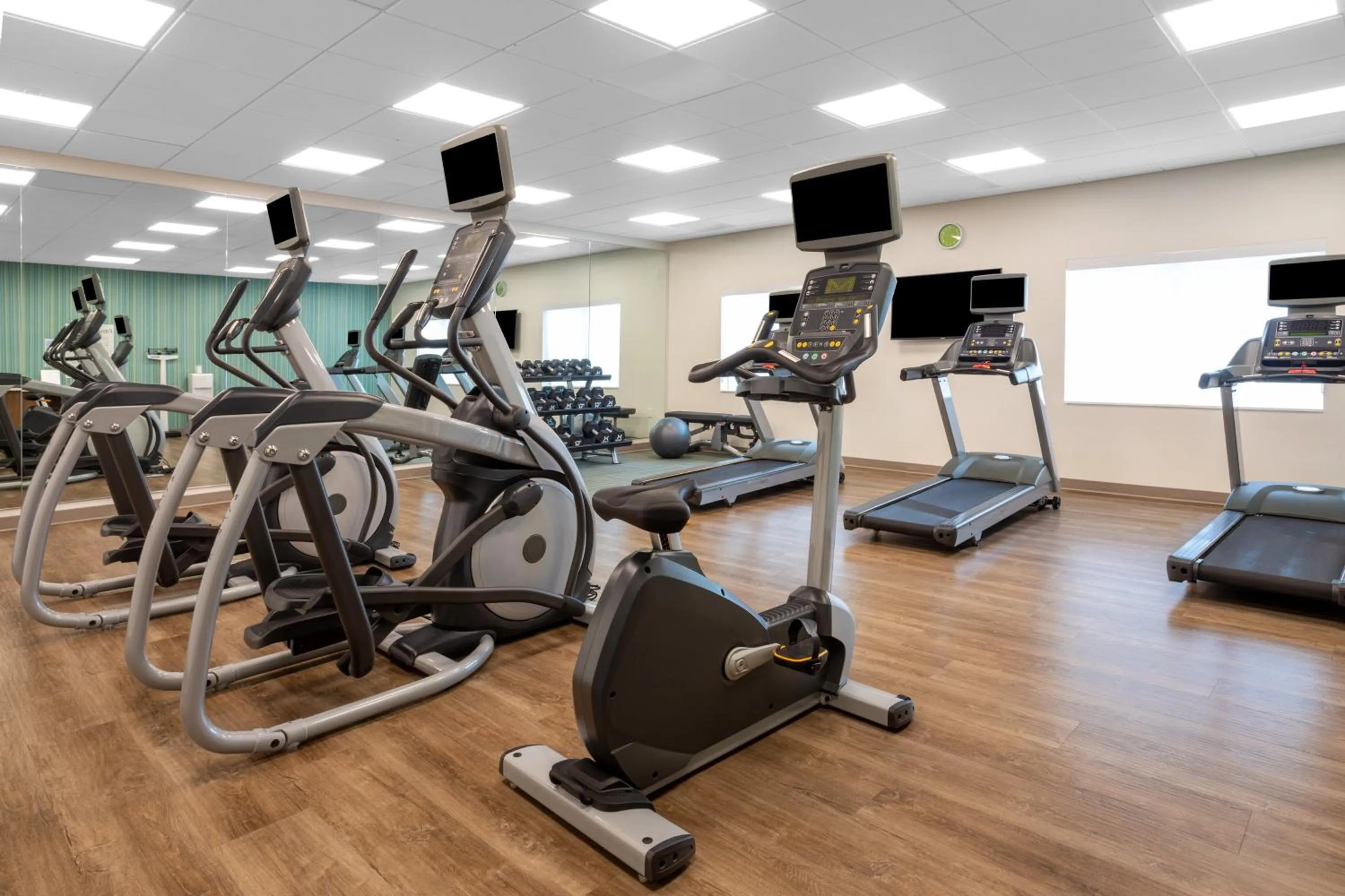 Fitness centre/facilities in Holiday Inn Express & Suites - Wildwood - The Villages by IHG