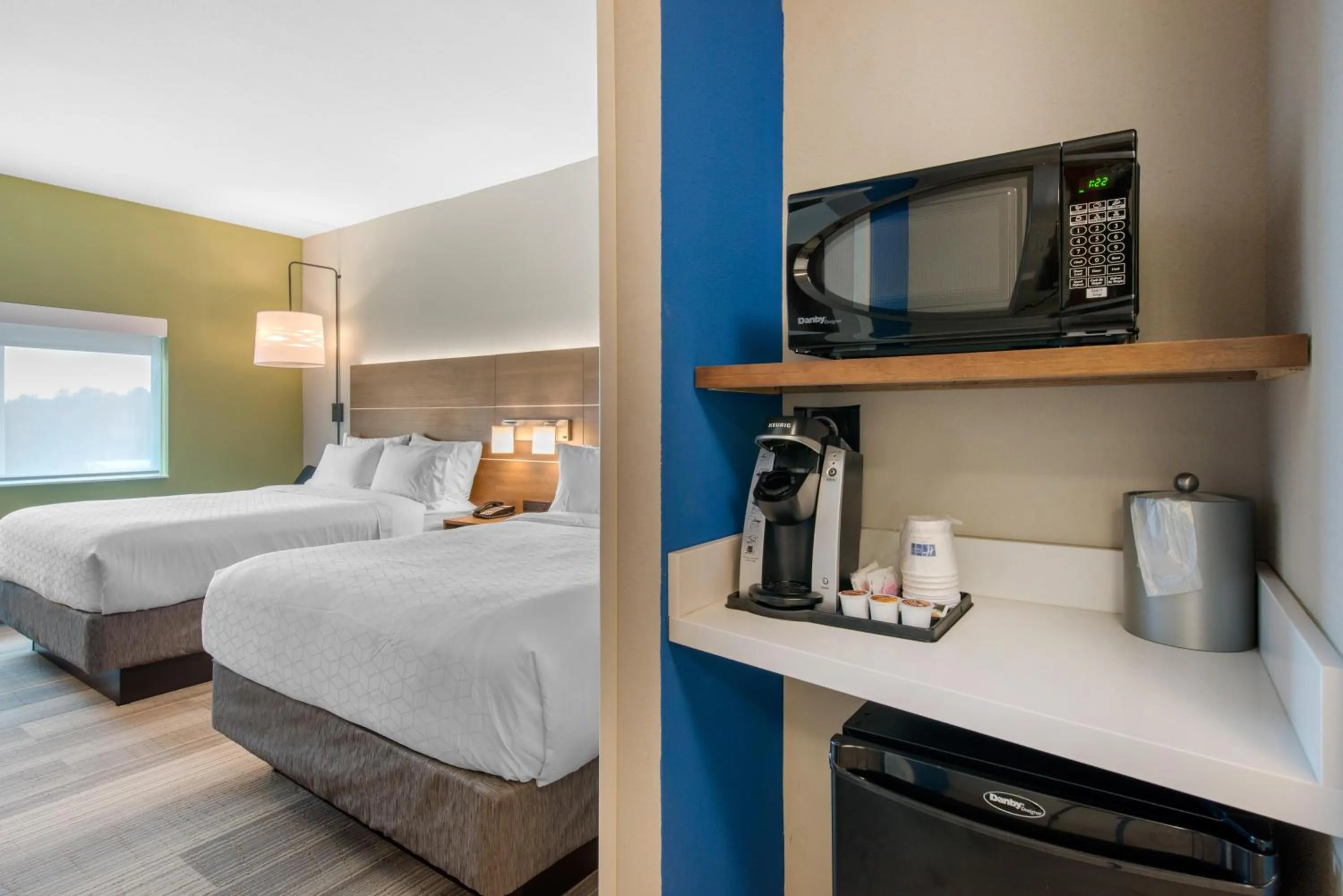 Photo of the whole room, Bed in Holiday Inn Express & Suites - Wildwood - The Villages by IHG