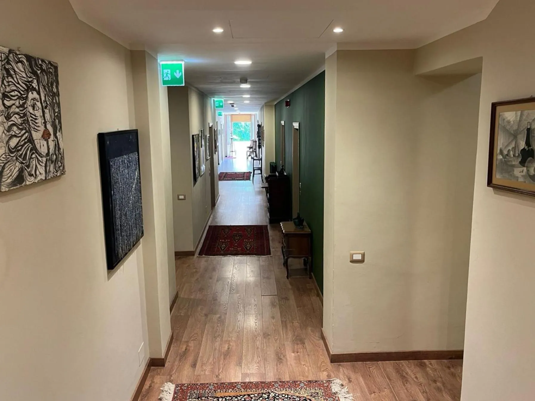 Decorative detail in Hotel Villa dei Pini