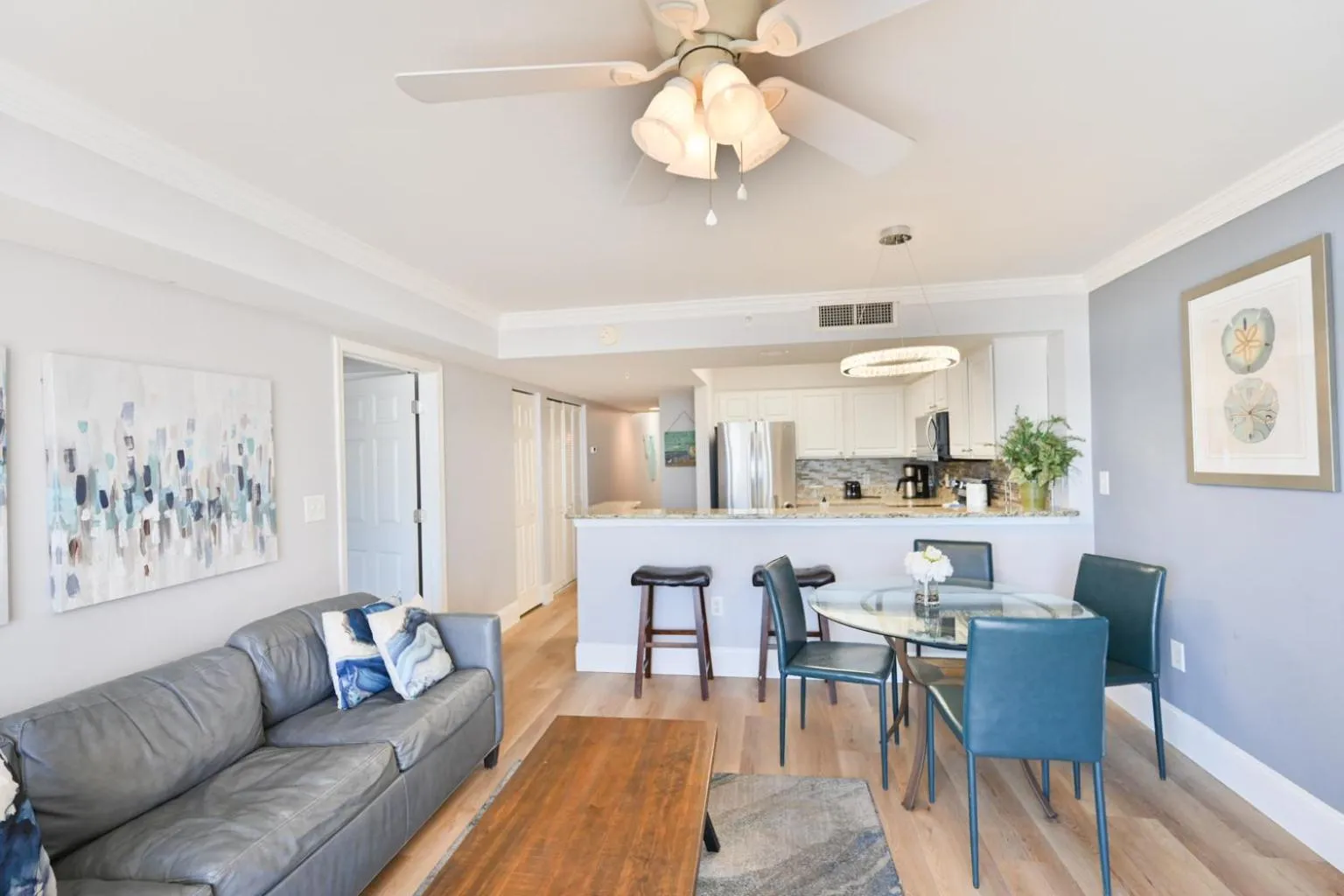Living room in A Piece of Paradise, Newly Renovated