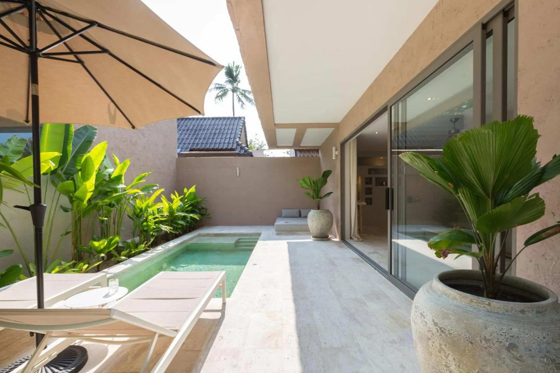 Swimming pool in Cielo Boutique Hotel & Spa Samui