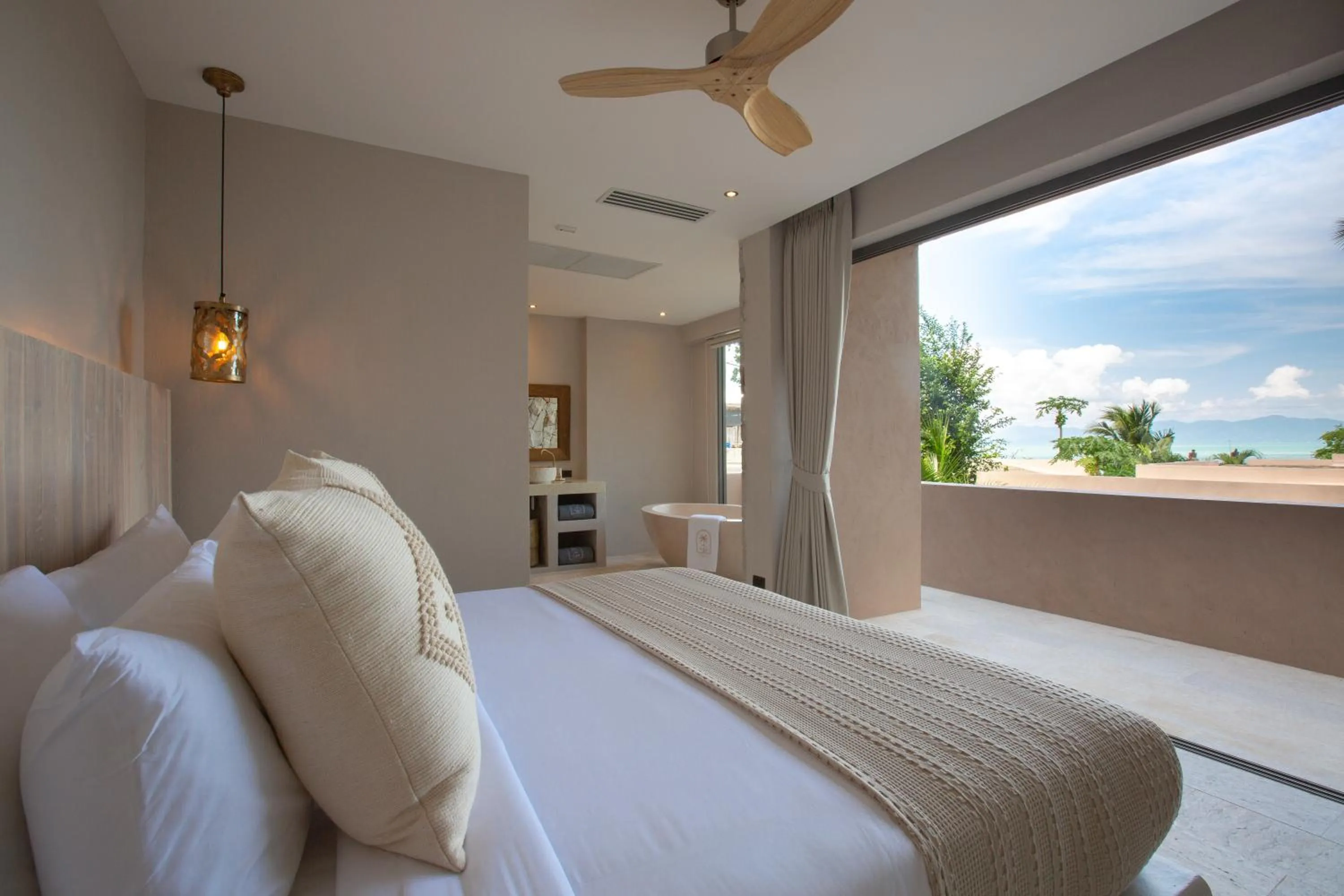 Bed in Cielo Boutique Hotel & Spa Samui