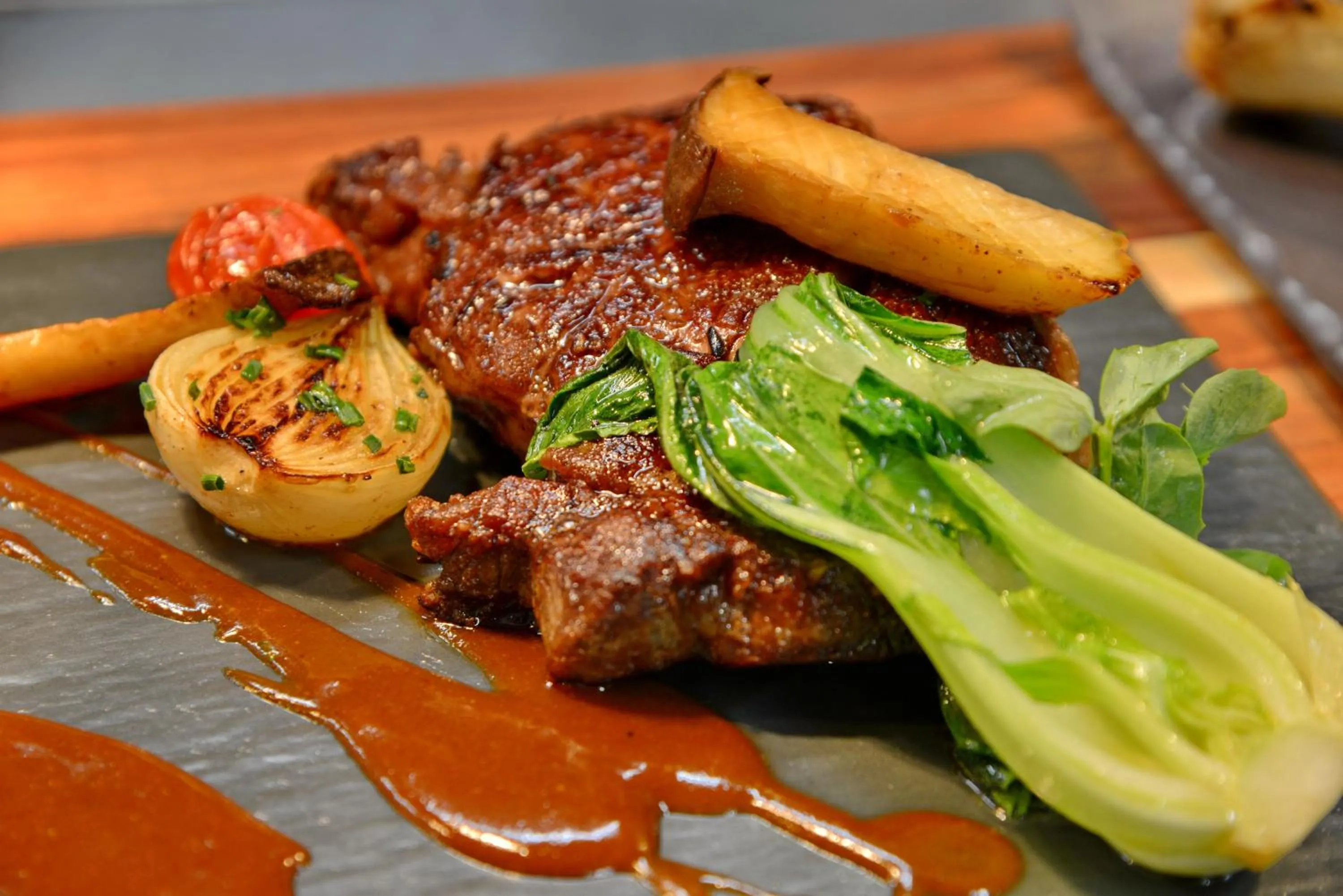 Restaurant/places to eat in Apogee Boutique Hotel & Spa