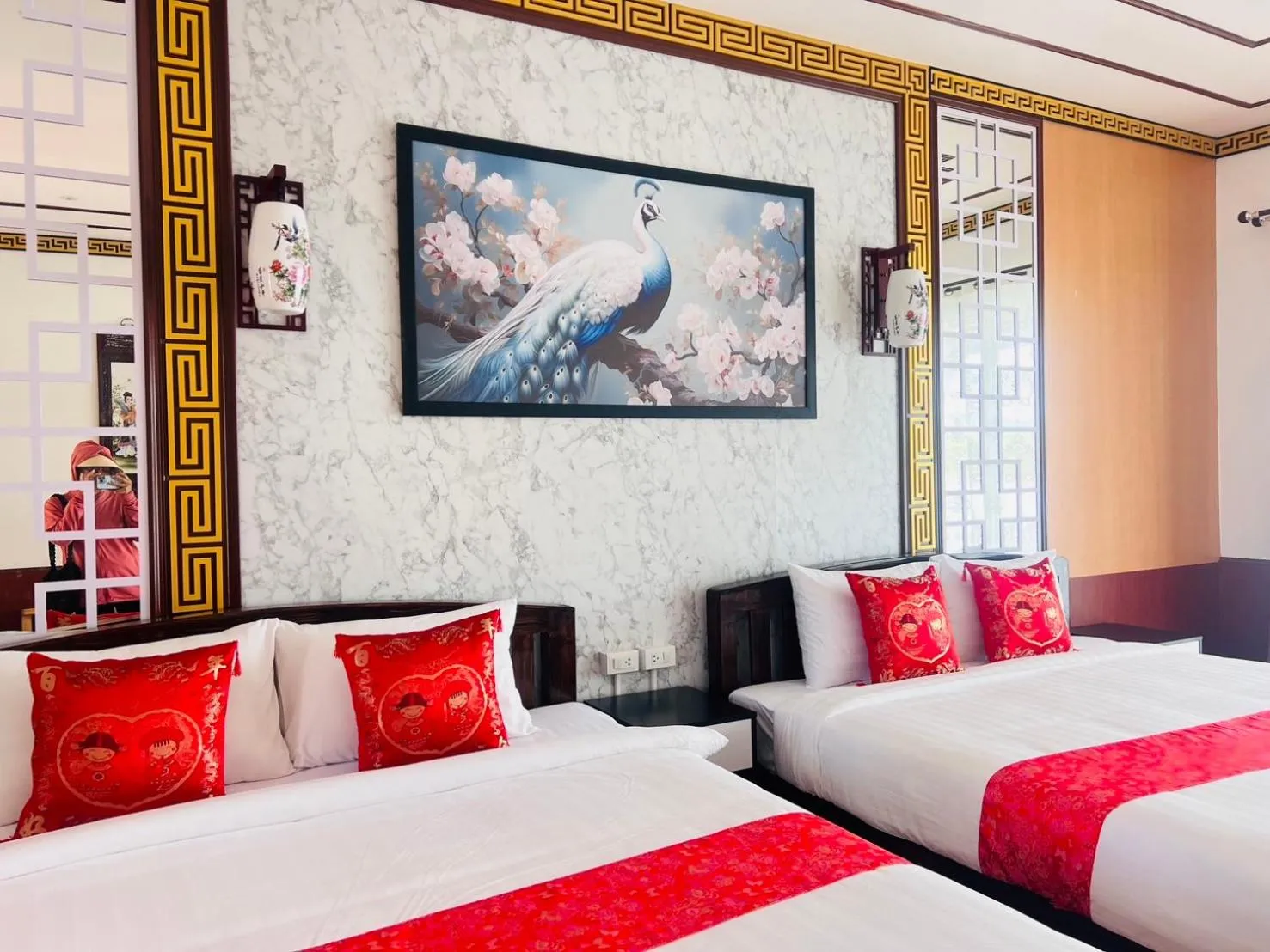 Bed in Kasem Island Resort