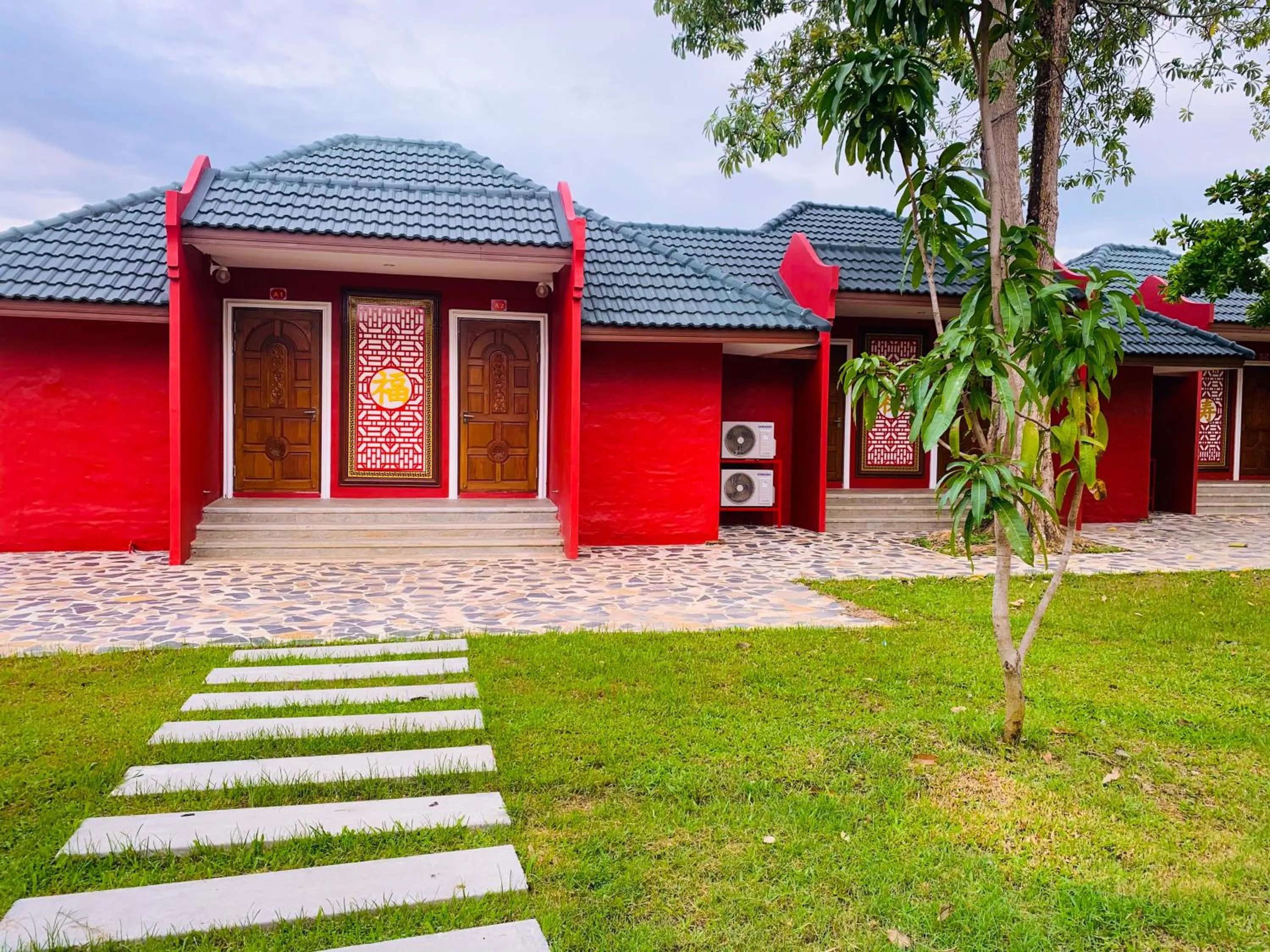 Property building in Kasem Island Resort