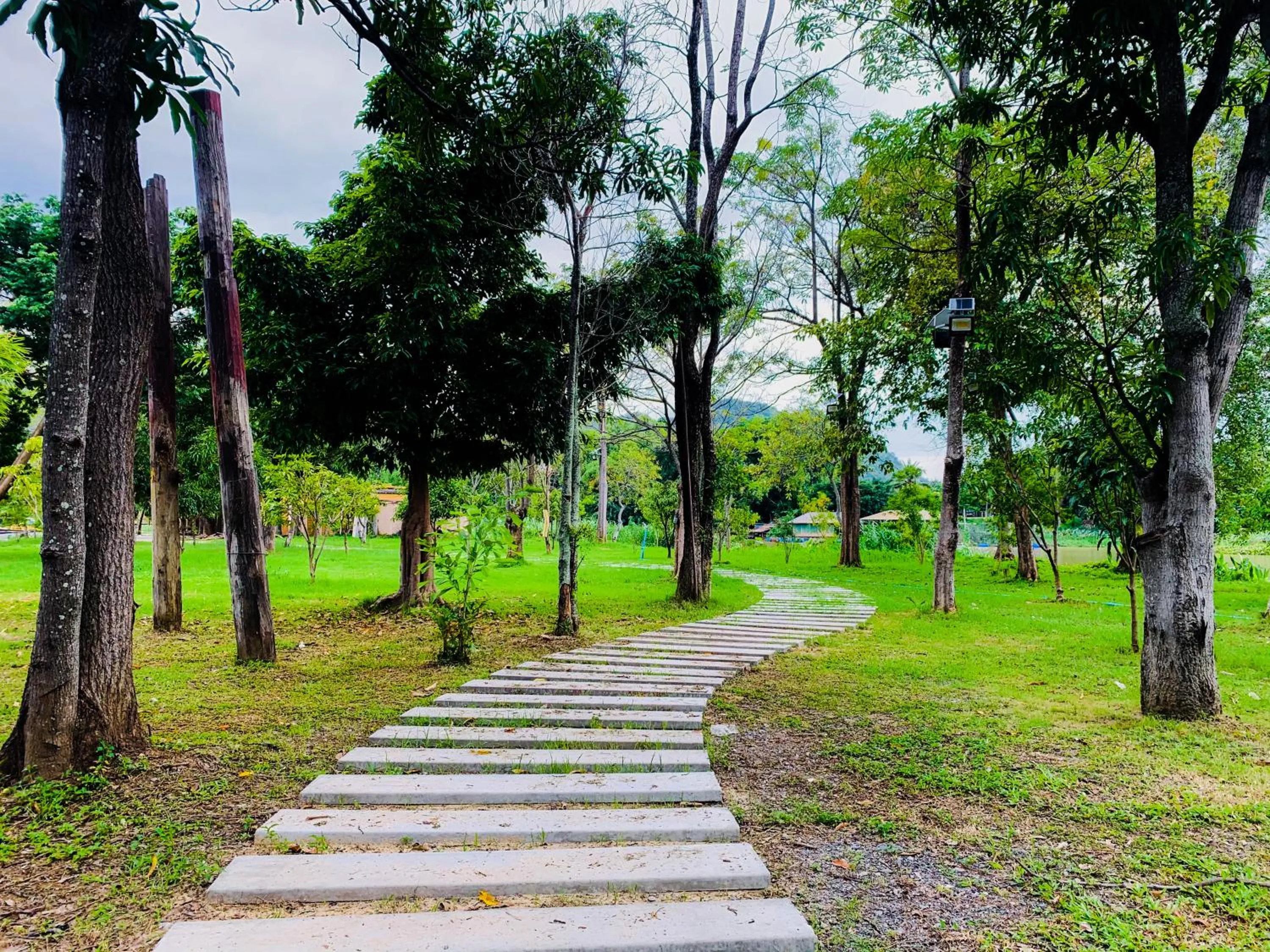 Garden in Kasem Island Resort