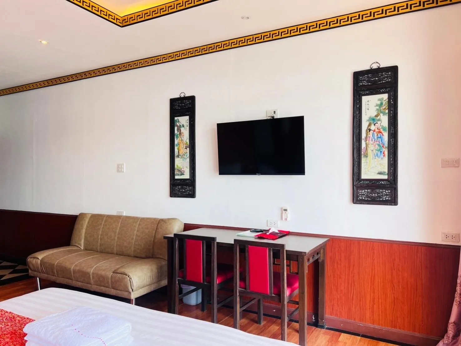 Bed in Kasem Island Resort