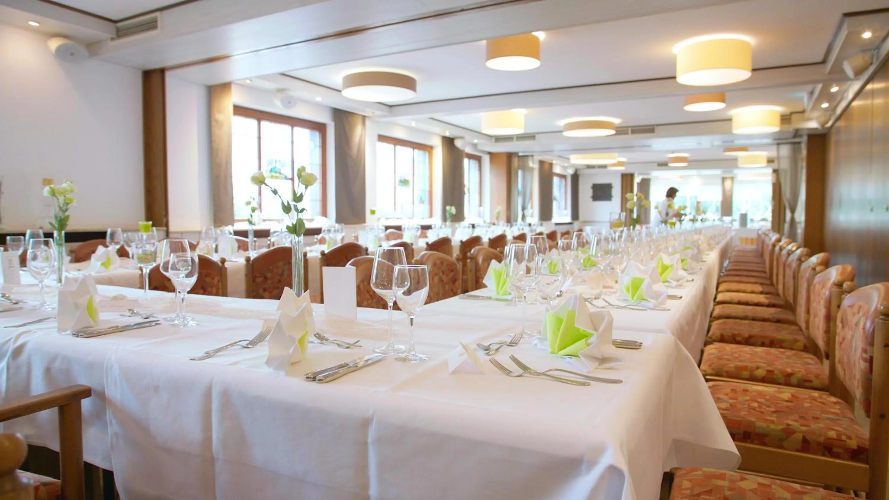 Restaurant/places to eat in Hotel-Restaurant und Gästehaus Löwen