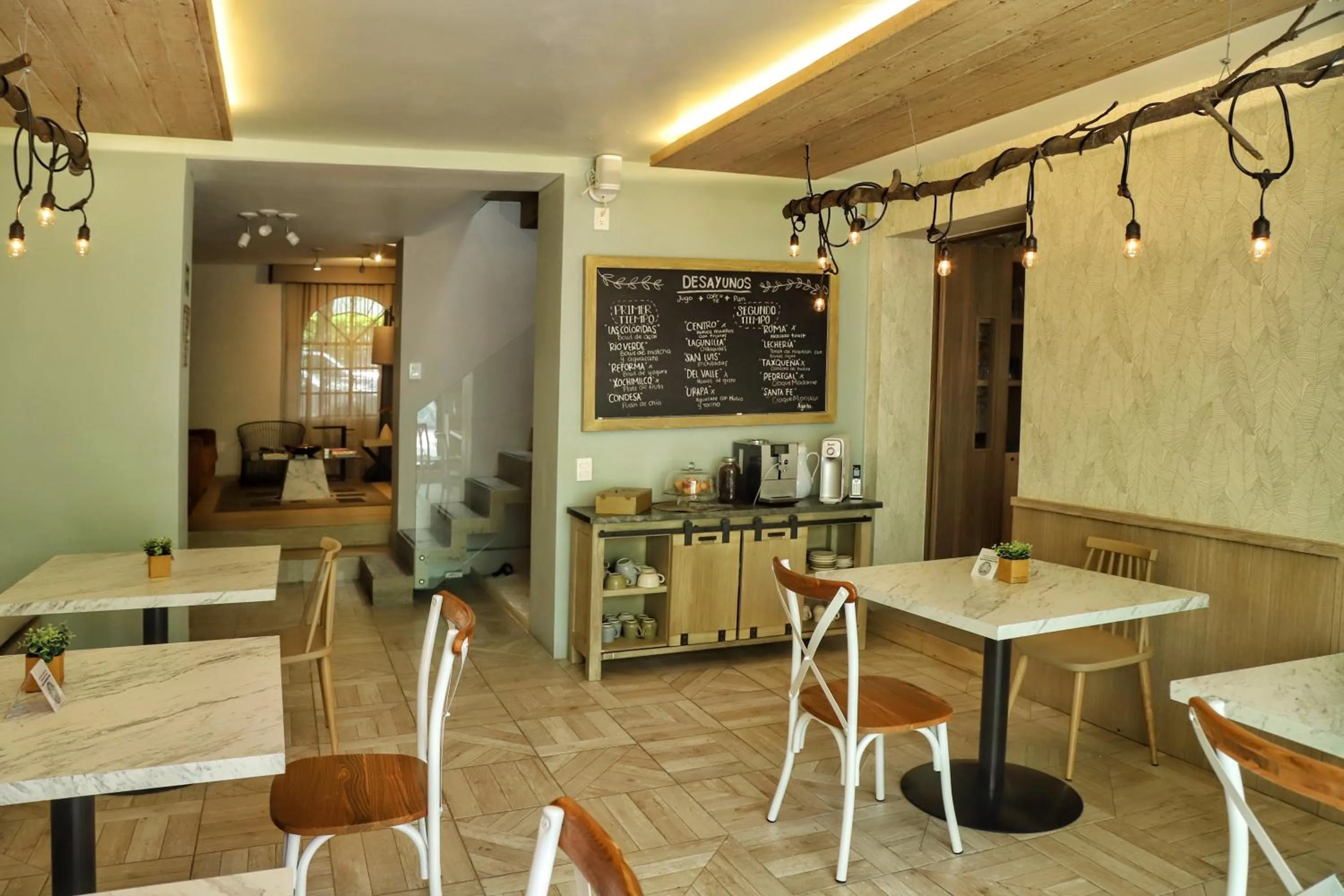 Restaurant/places to eat in Agata Hotel Boutique & Spa