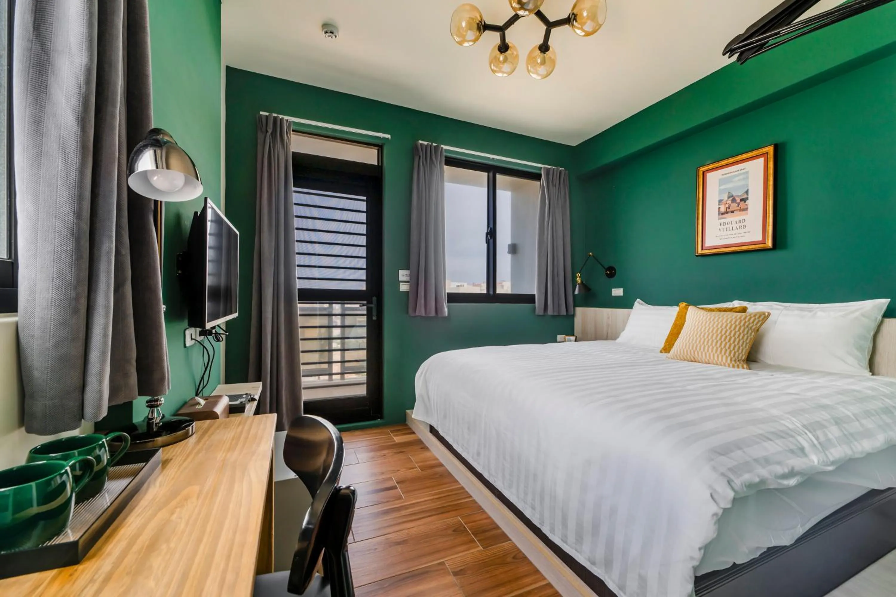 Photo of the whole room, Bed in Chill Style Inn