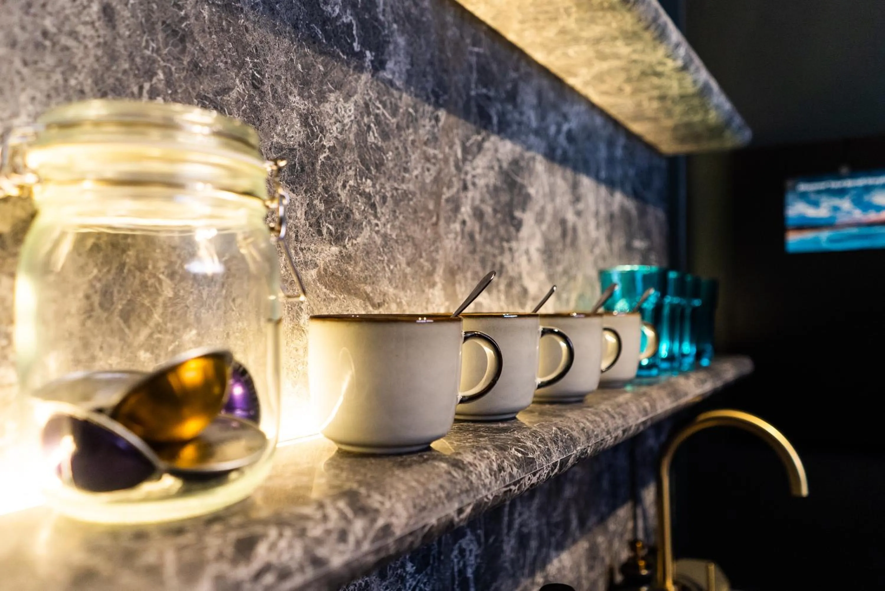 Coffee/tea facilities in The Blue Hotel Bondi