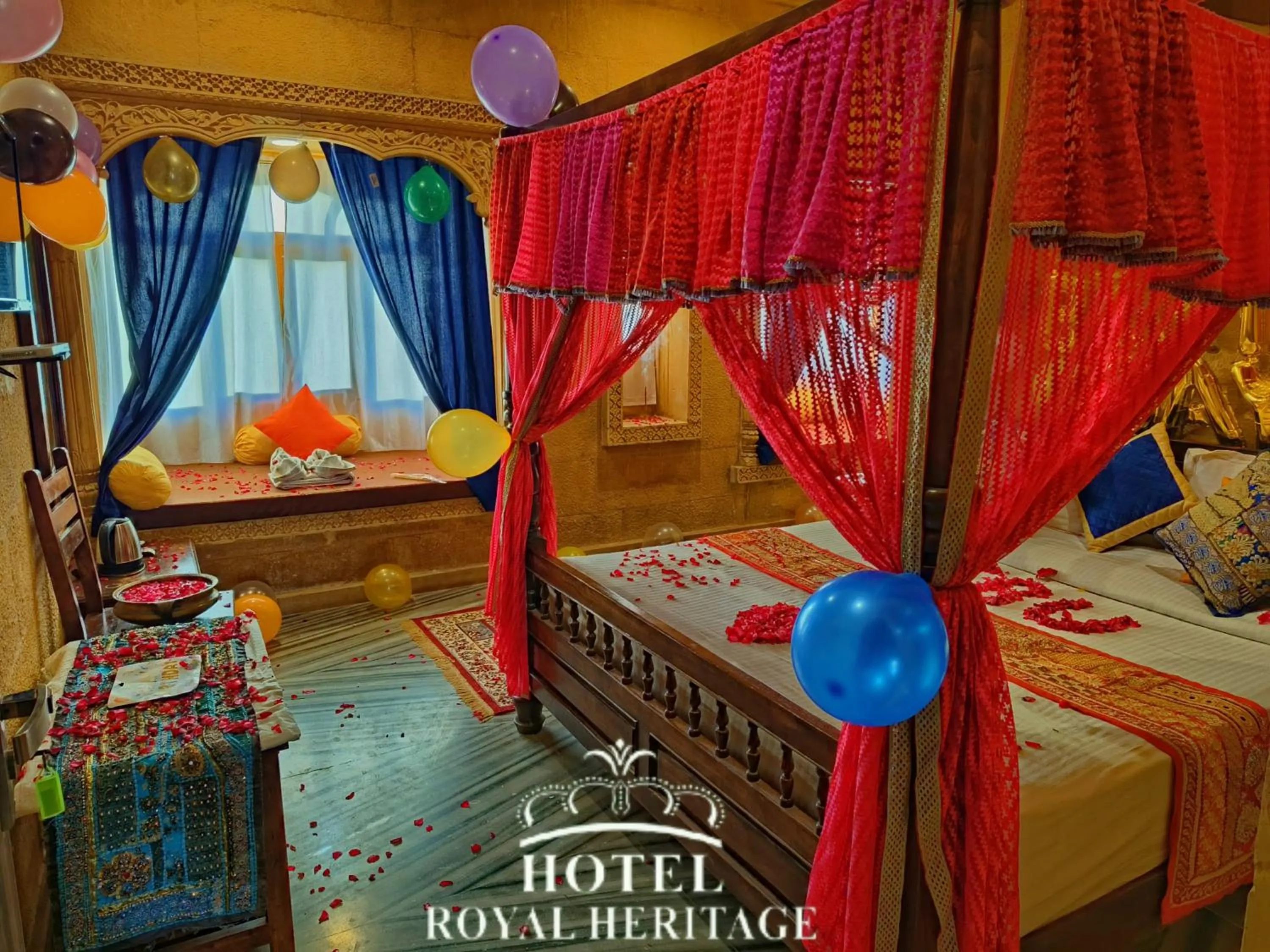 Bed in Hotel Royal Heritage