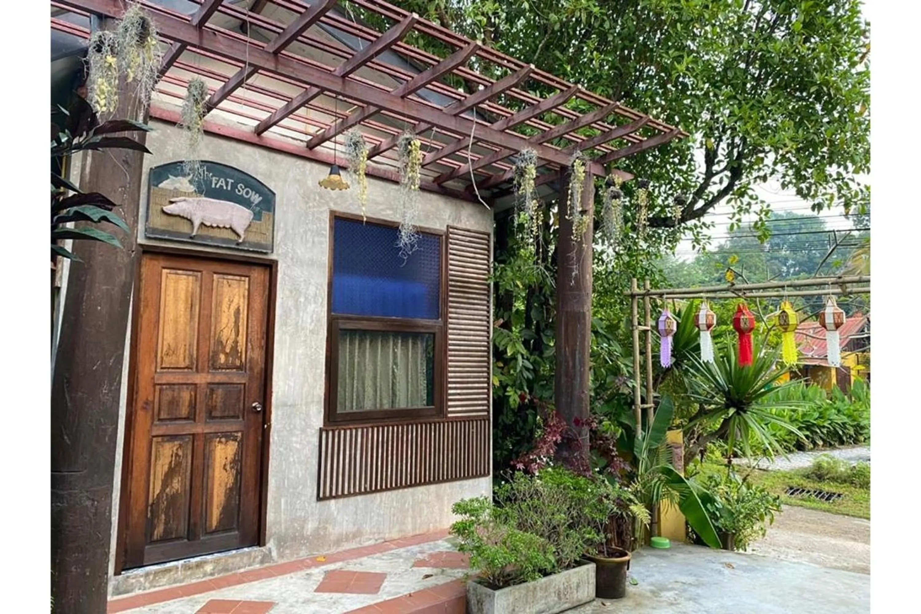 Property building in Nokkamin Home Chiang Dao