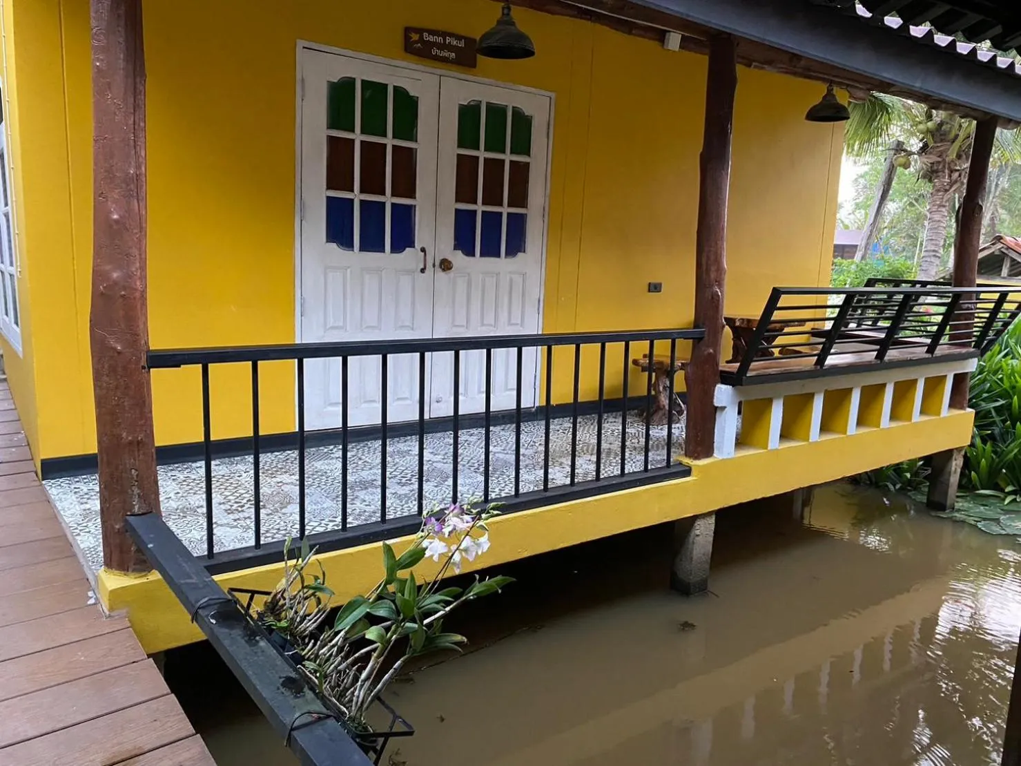 Property building in Nokkamin Home Chiang Dao