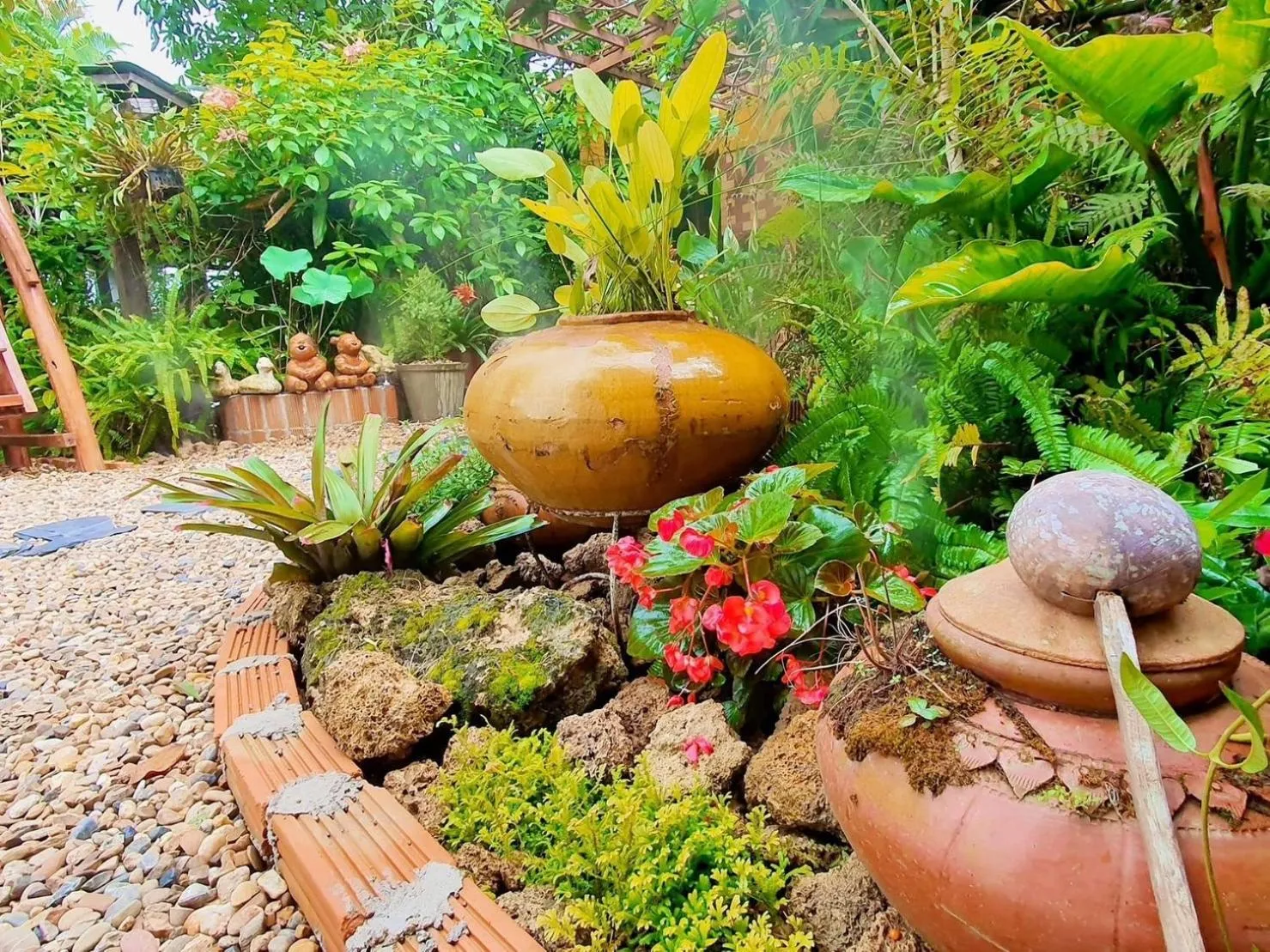 Garden in Nokkamin Home Chiang Dao