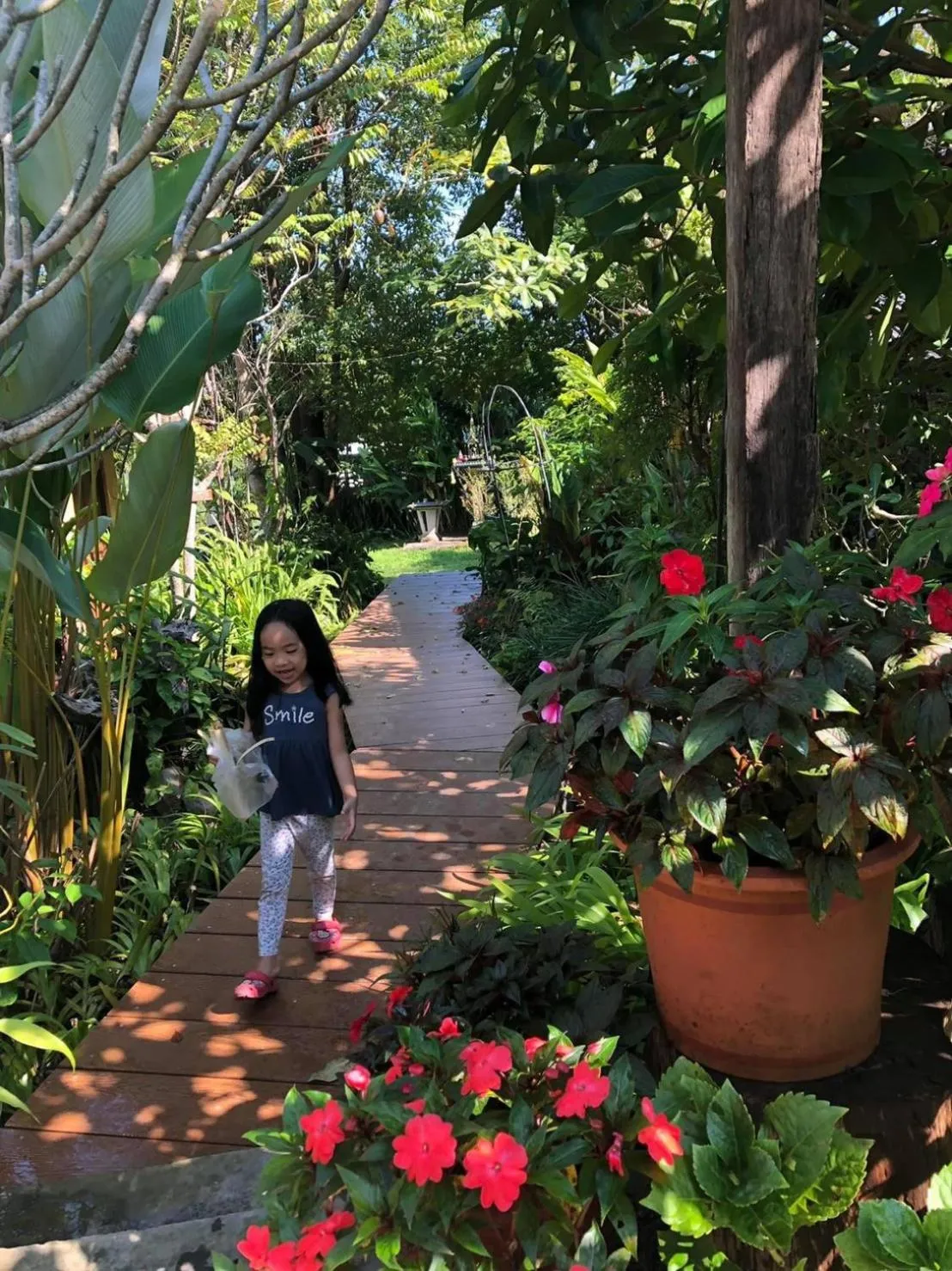 People in Nokkamin Home Chiang Dao