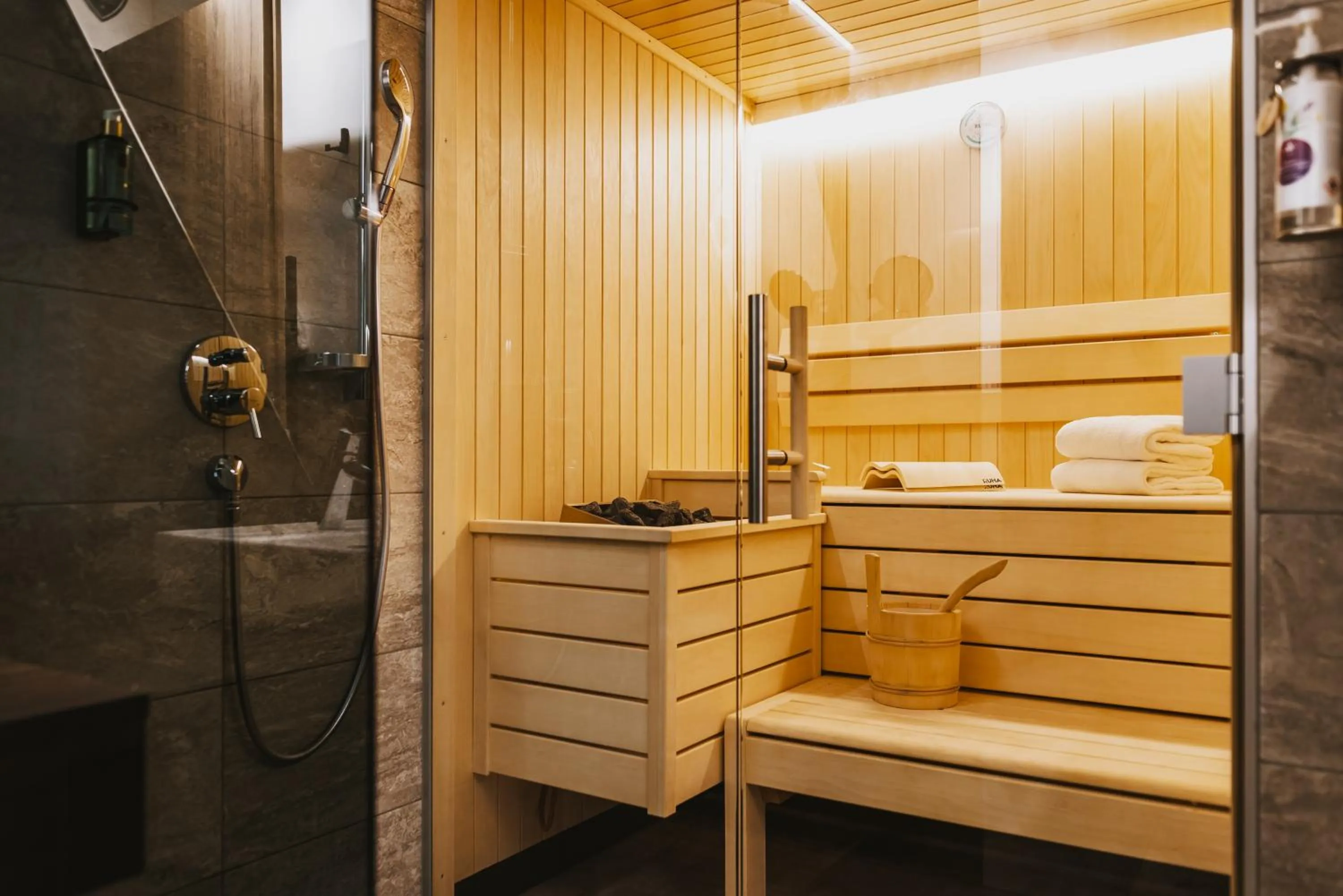 Sauna in GLEMM by AvenidA Superior Hotel & Residences