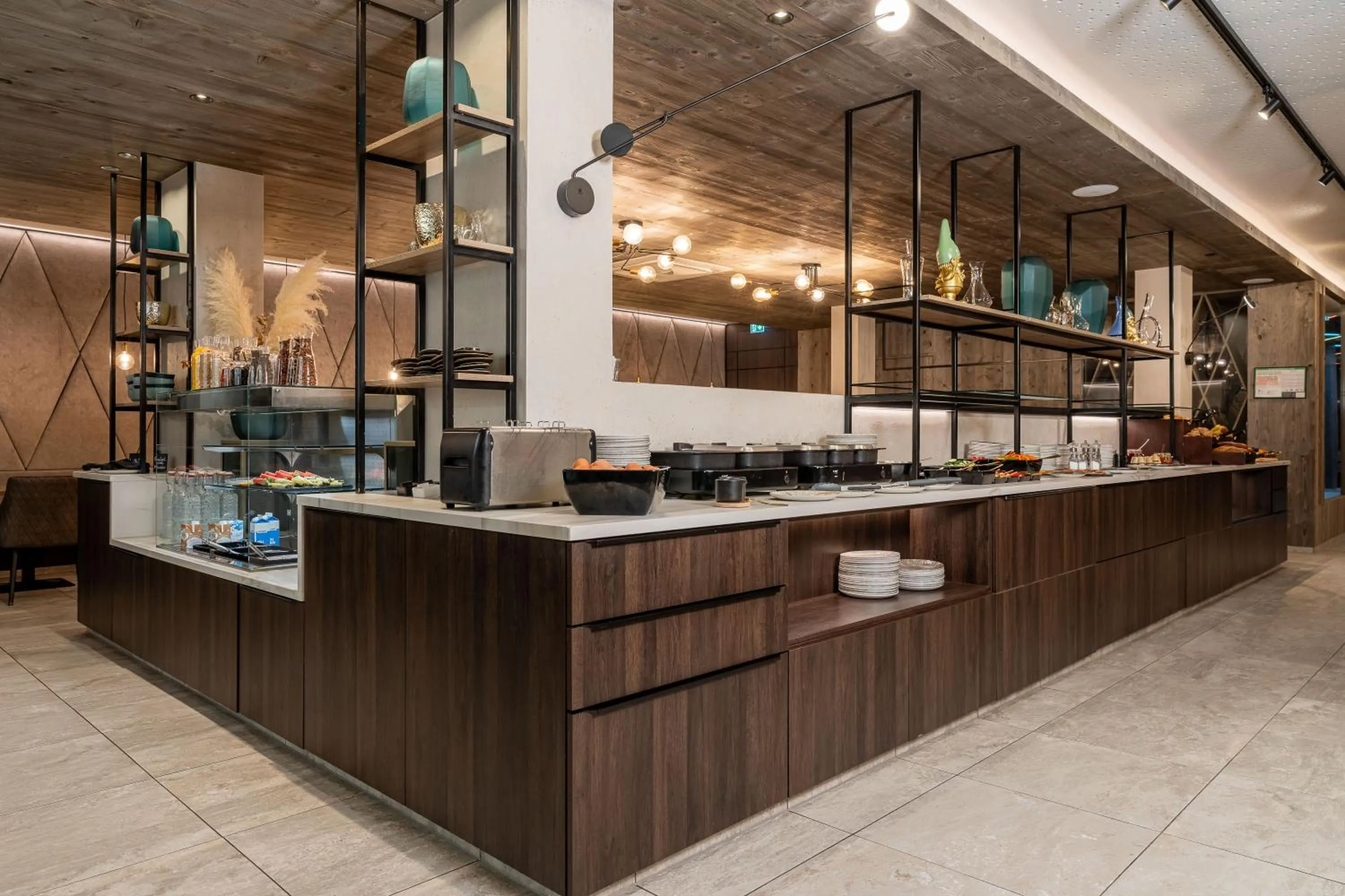 Buffet breakfast in GLEMM by AvenidA Superior Hotel & Residences