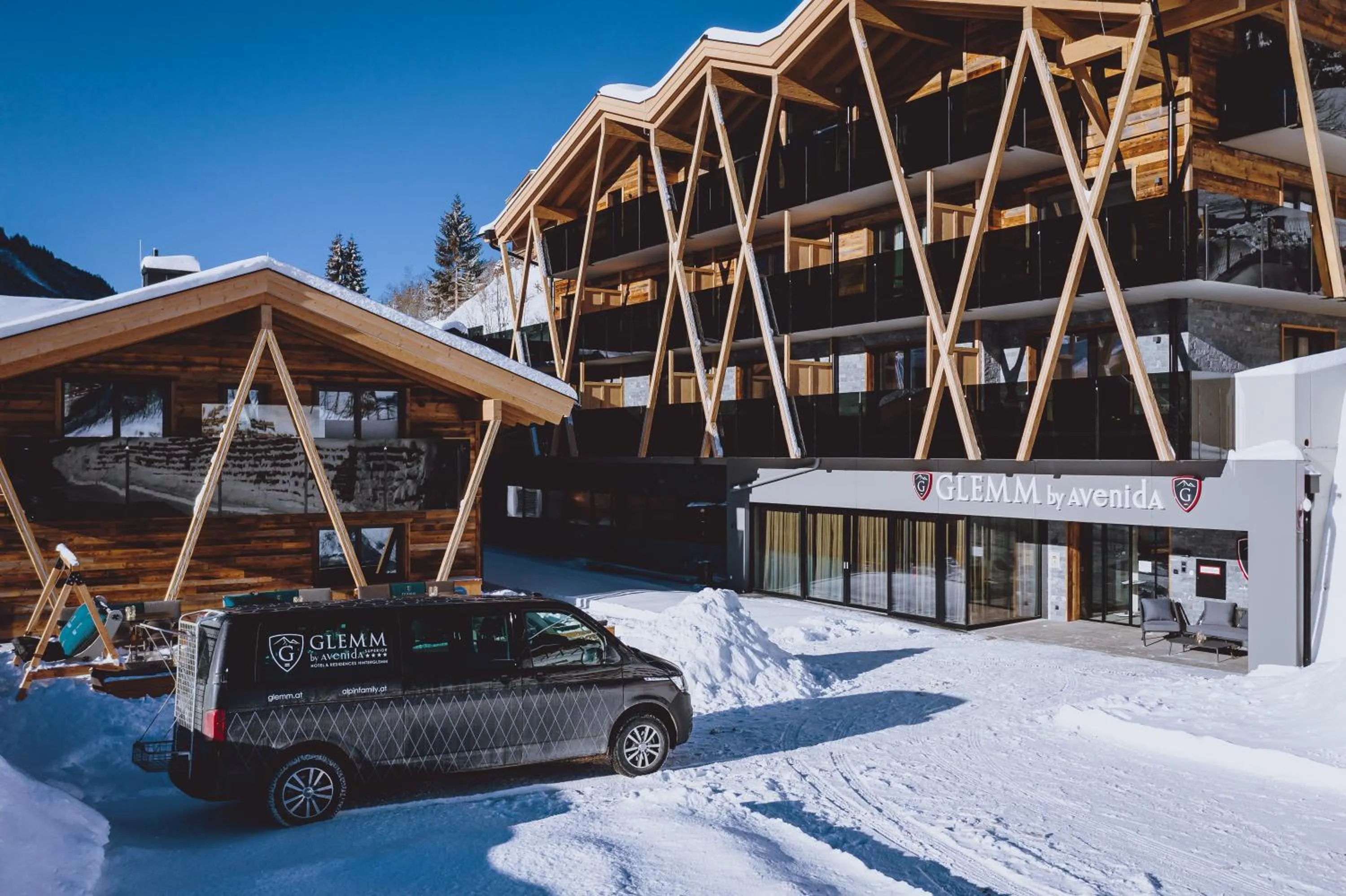 Facade/entrance in GLEMM by AvenidA Superior Hotel & Residences