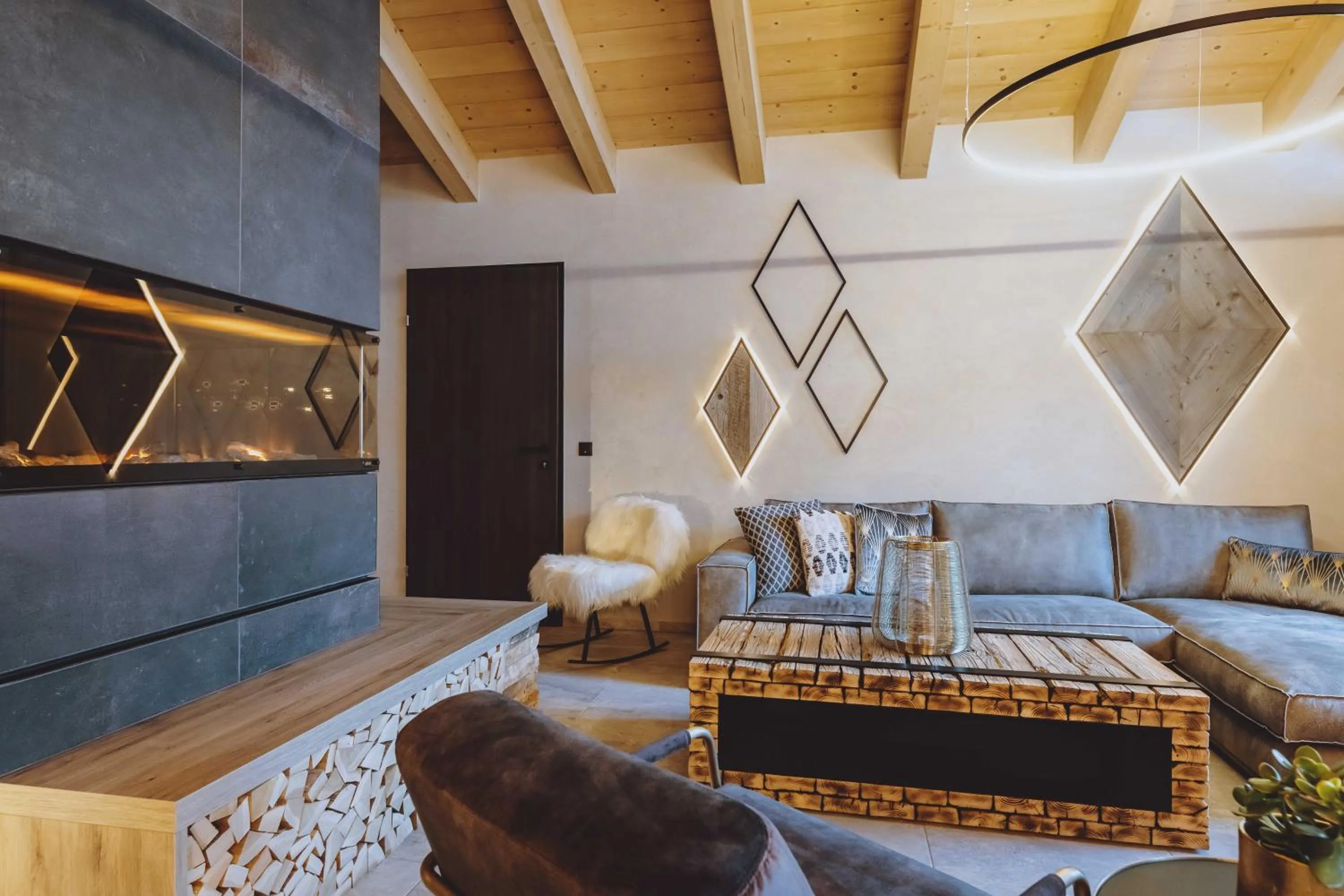 Seating area in GLEMM by AvenidA Superior Hotel & Residences