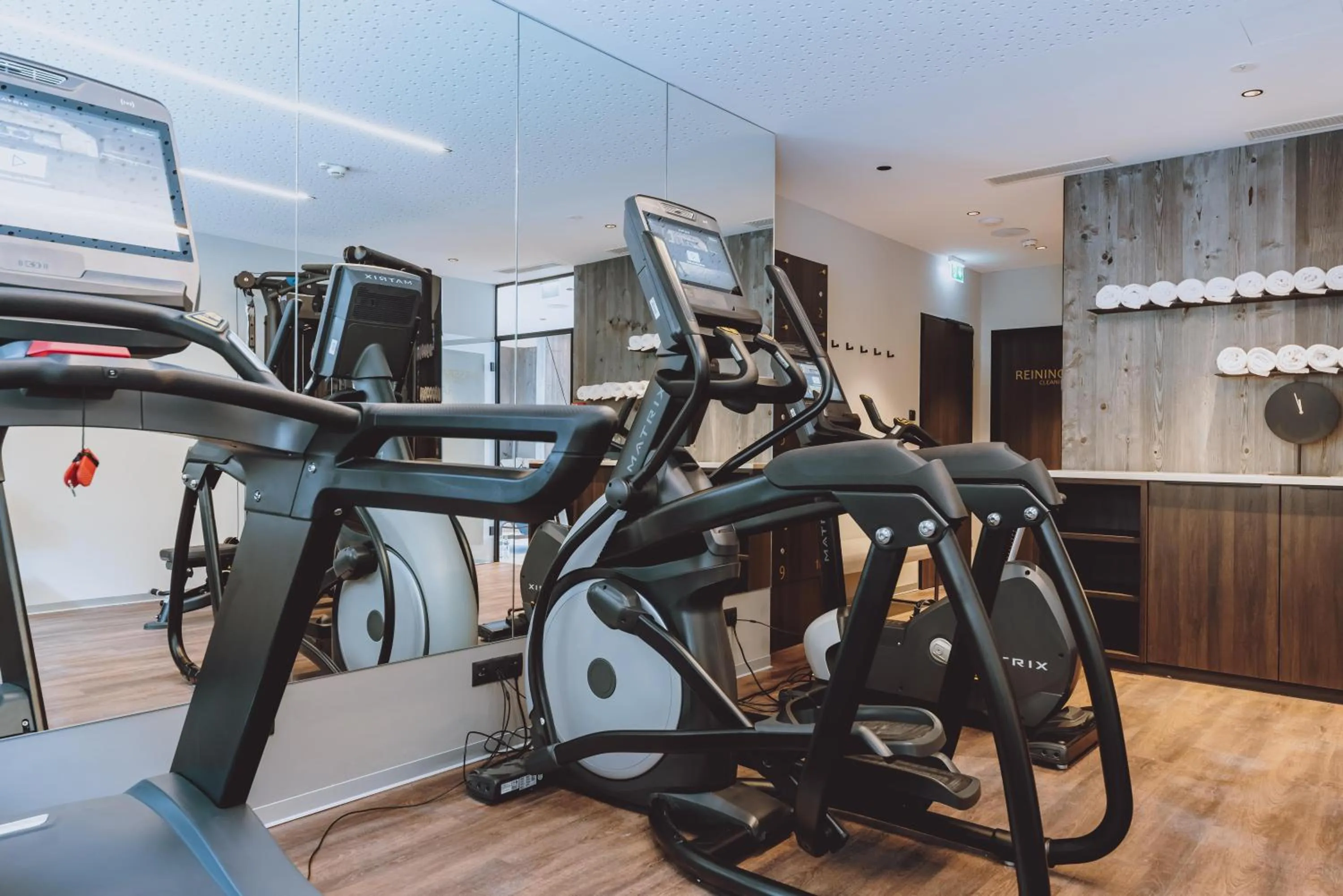 Fitness centre/facilities in GLEMM by AvenidA Superior Hotel & Residences