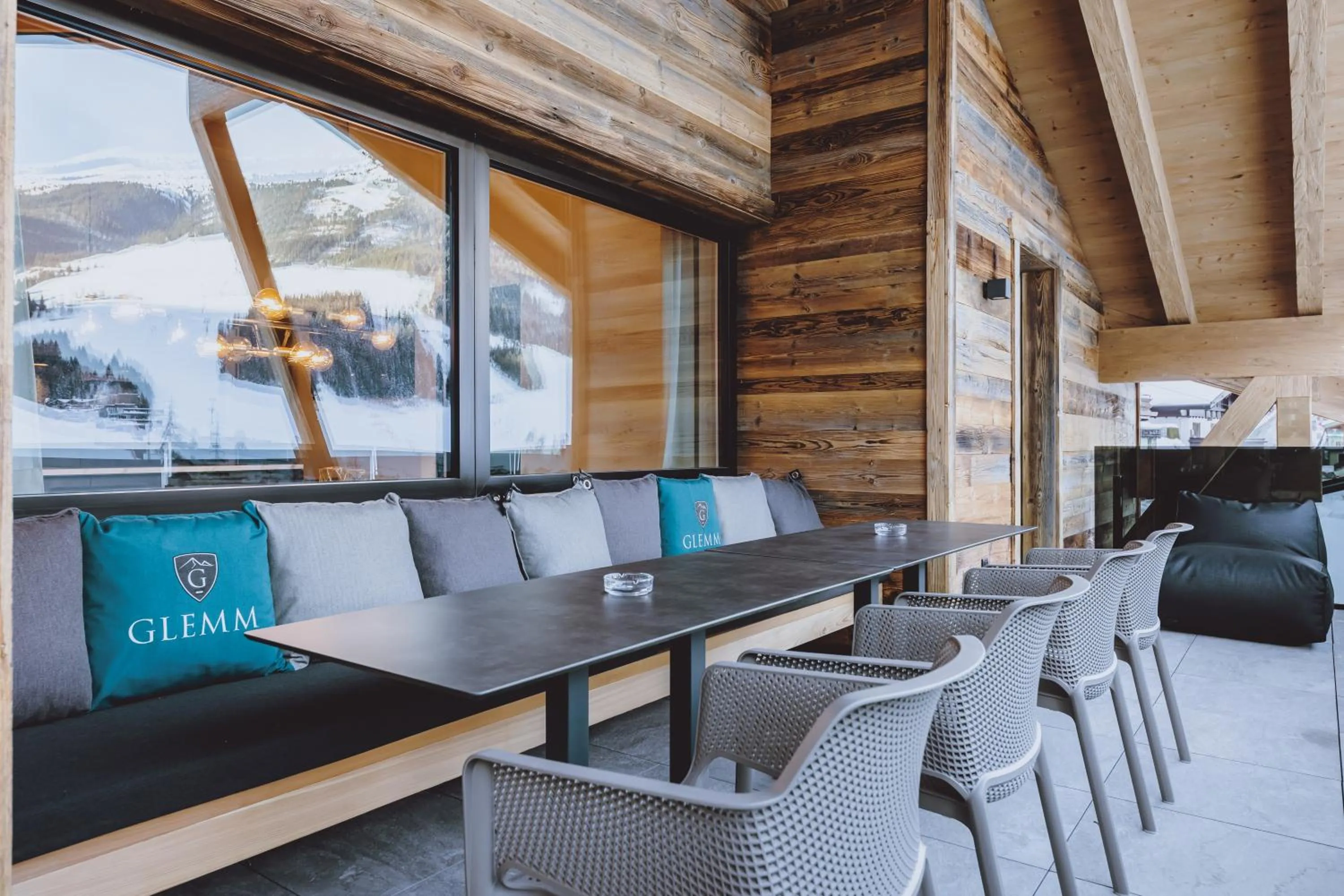 Balcony/Terrace in GLEMM by AvenidA Superior Hotel & Residences