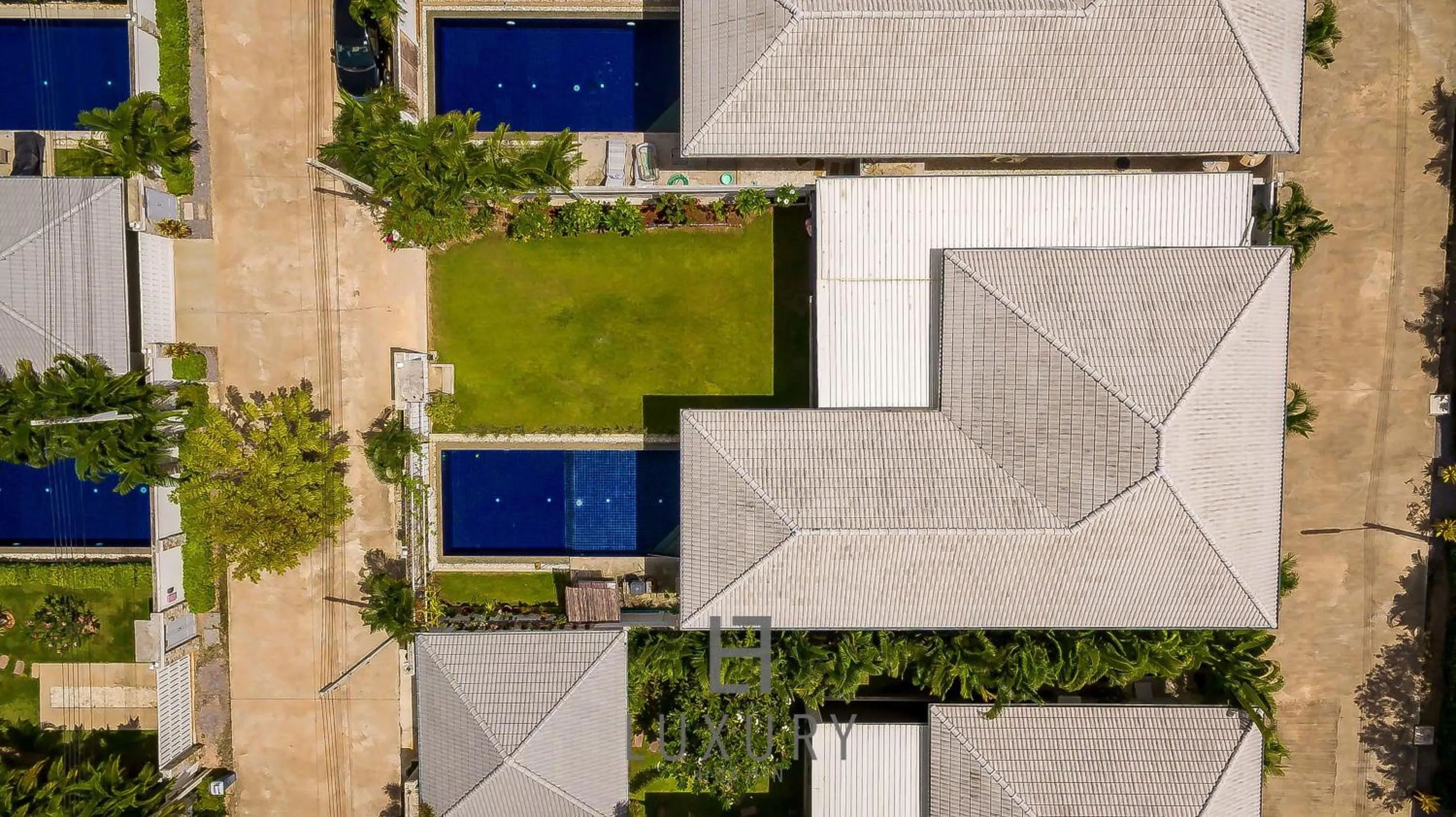 Cozy Modern 3 Bedroom Pool Villa L70