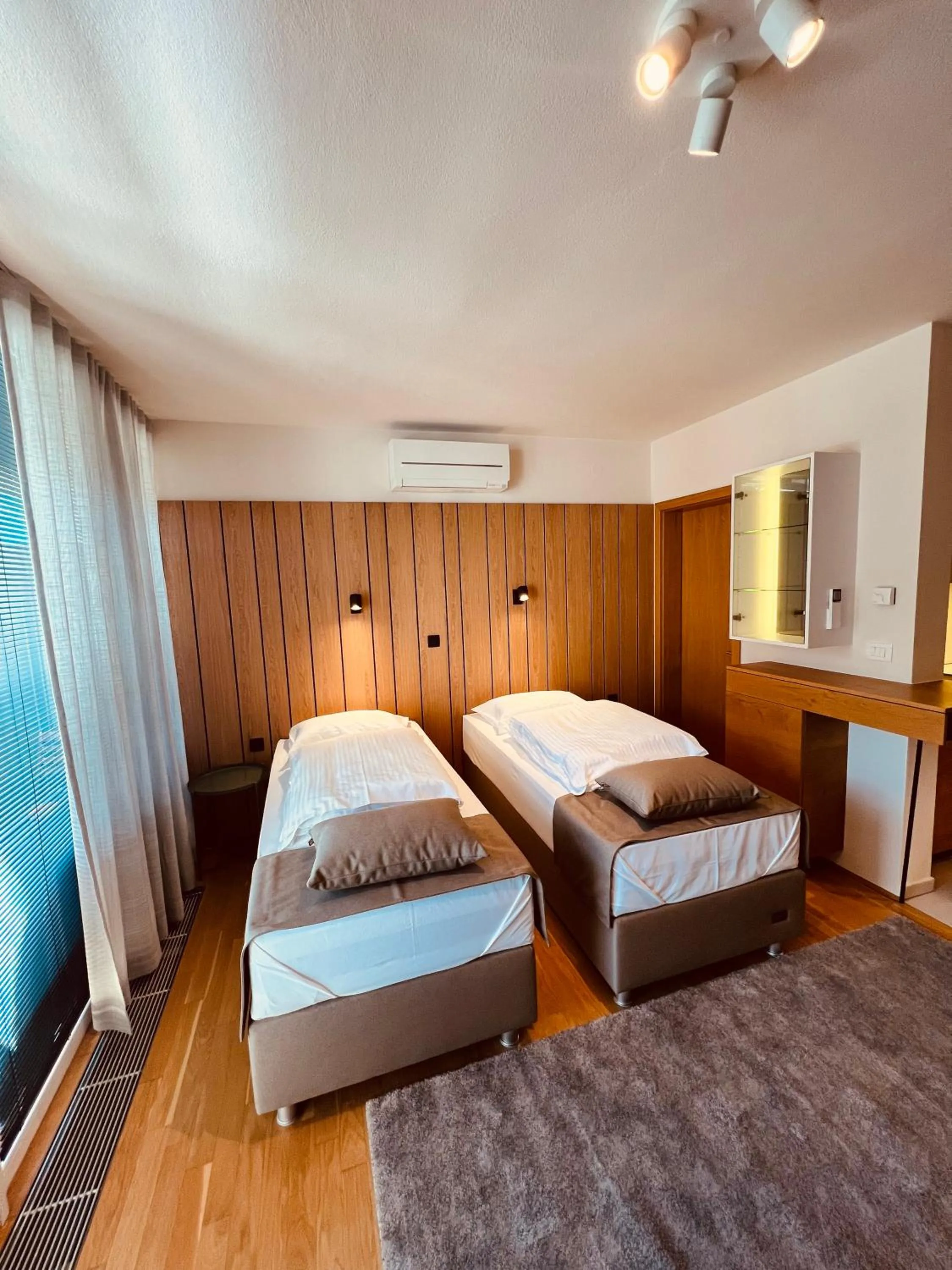 Bed in Na Vasi restavracija in prenočišča