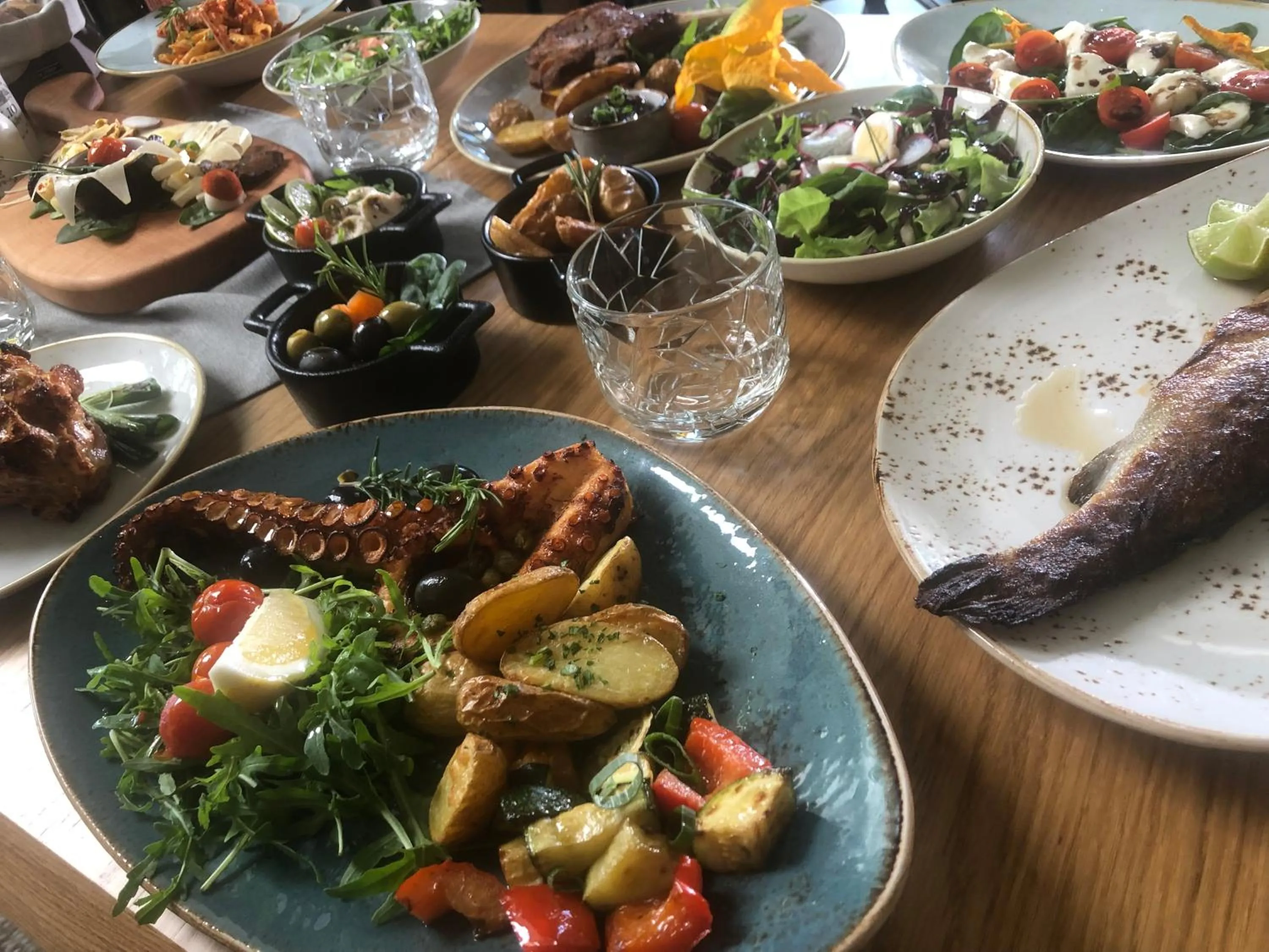 Na Vasi restavracija in prenočišča