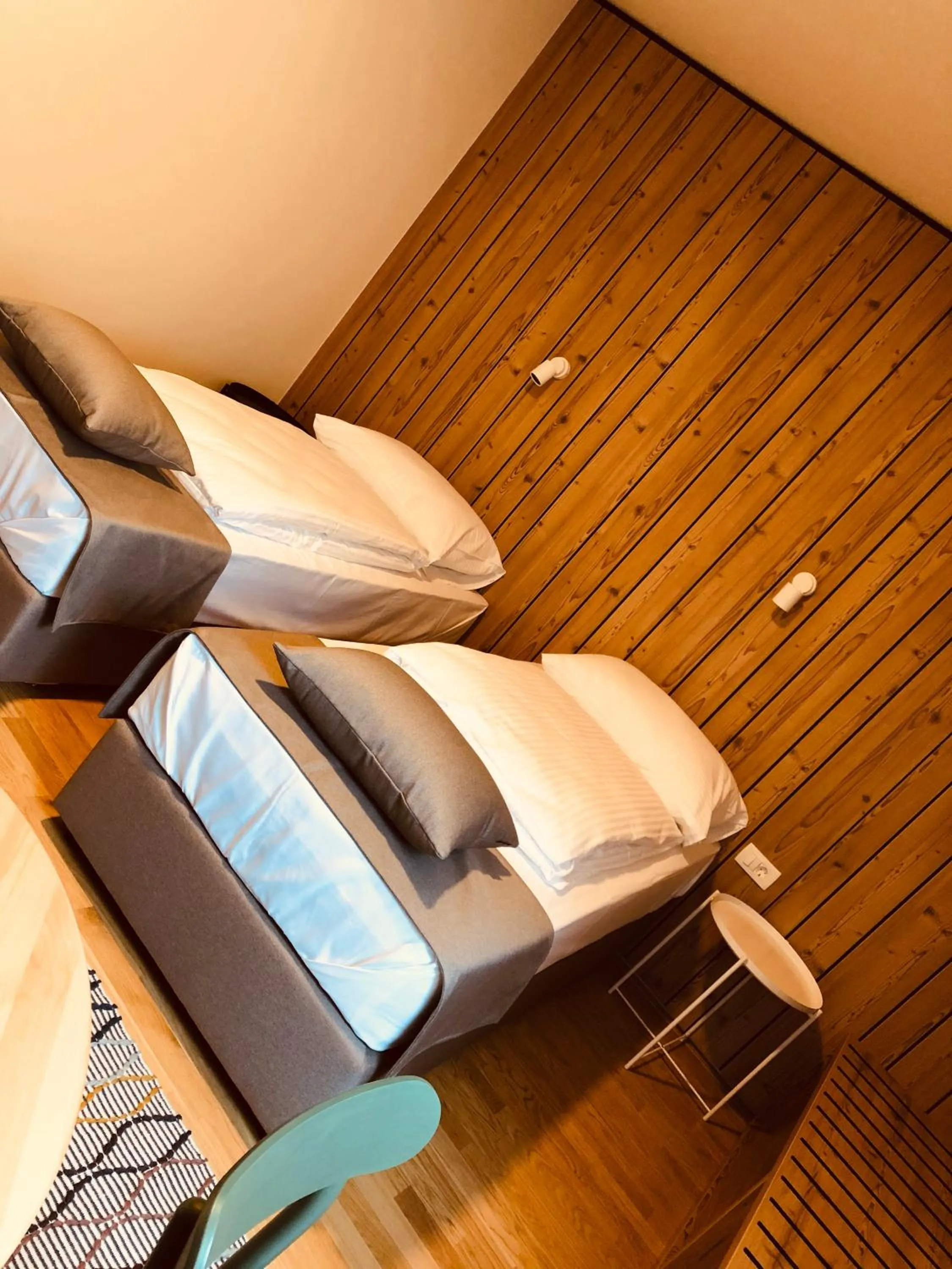 Na Vasi restavracija in prenočišča