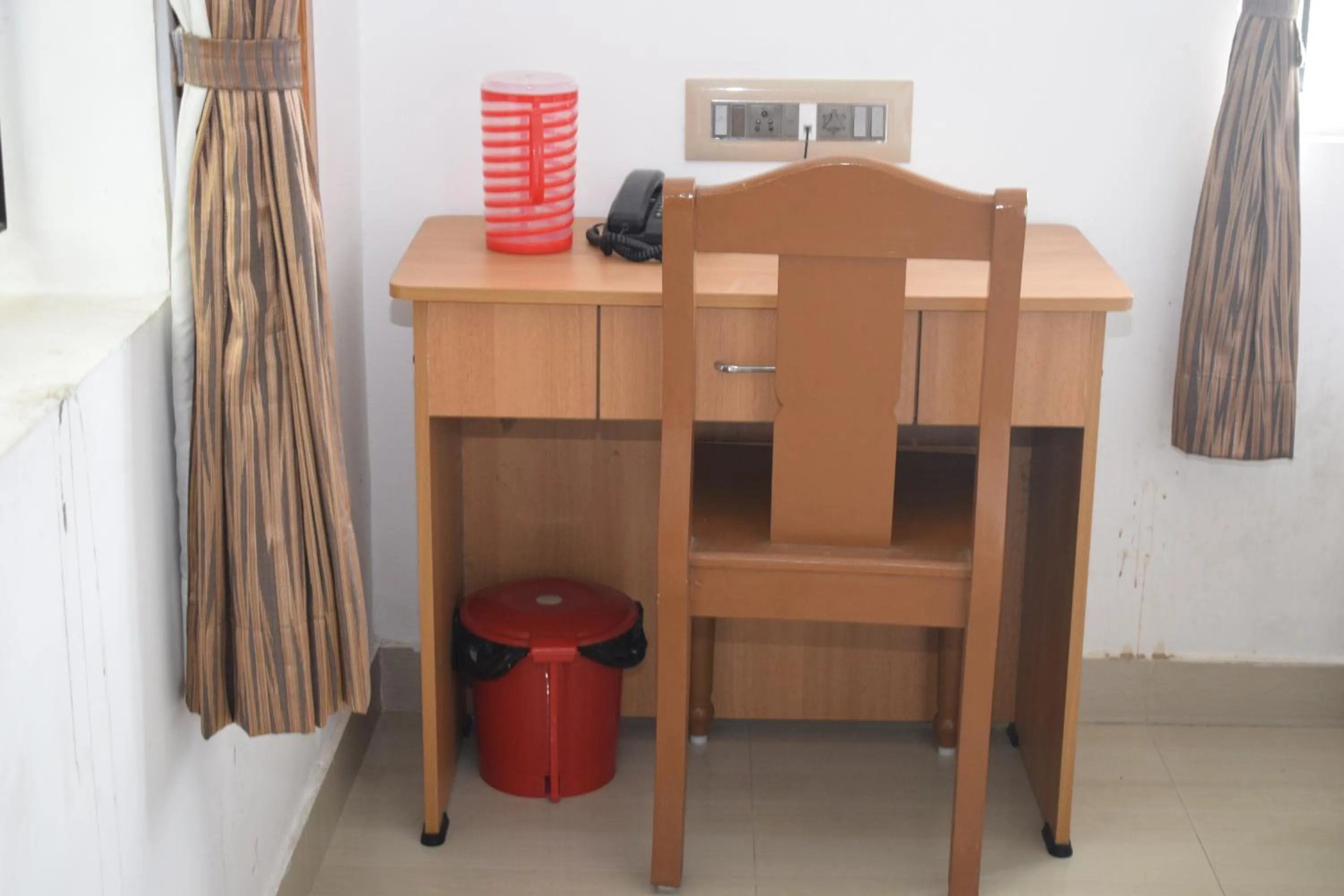 bunk bed in Haleemas Residency