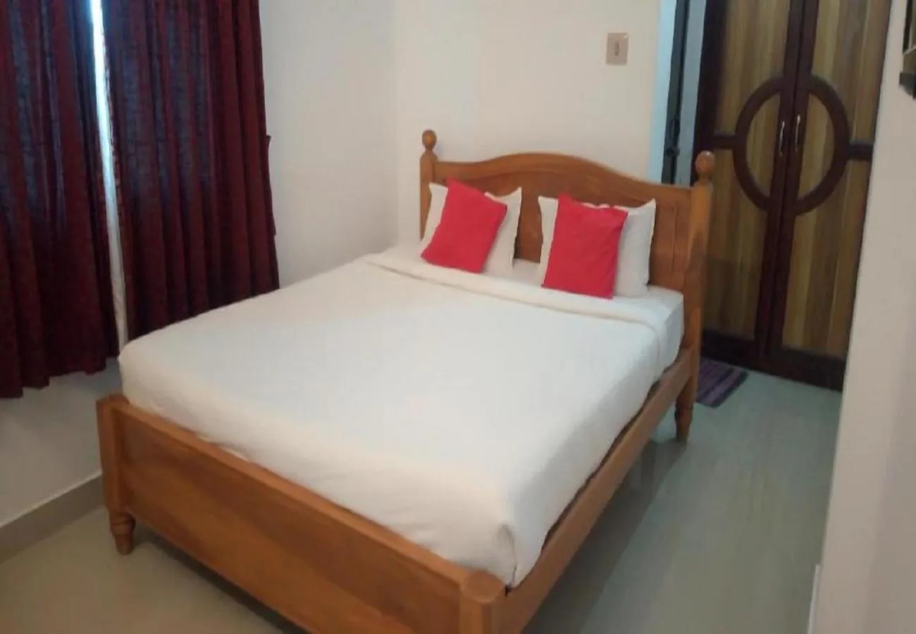 Bed in Haleemas Residency