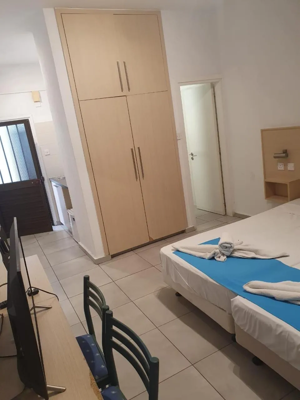 Photo of the whole room, Bed in Sea CleoNapa Mandali