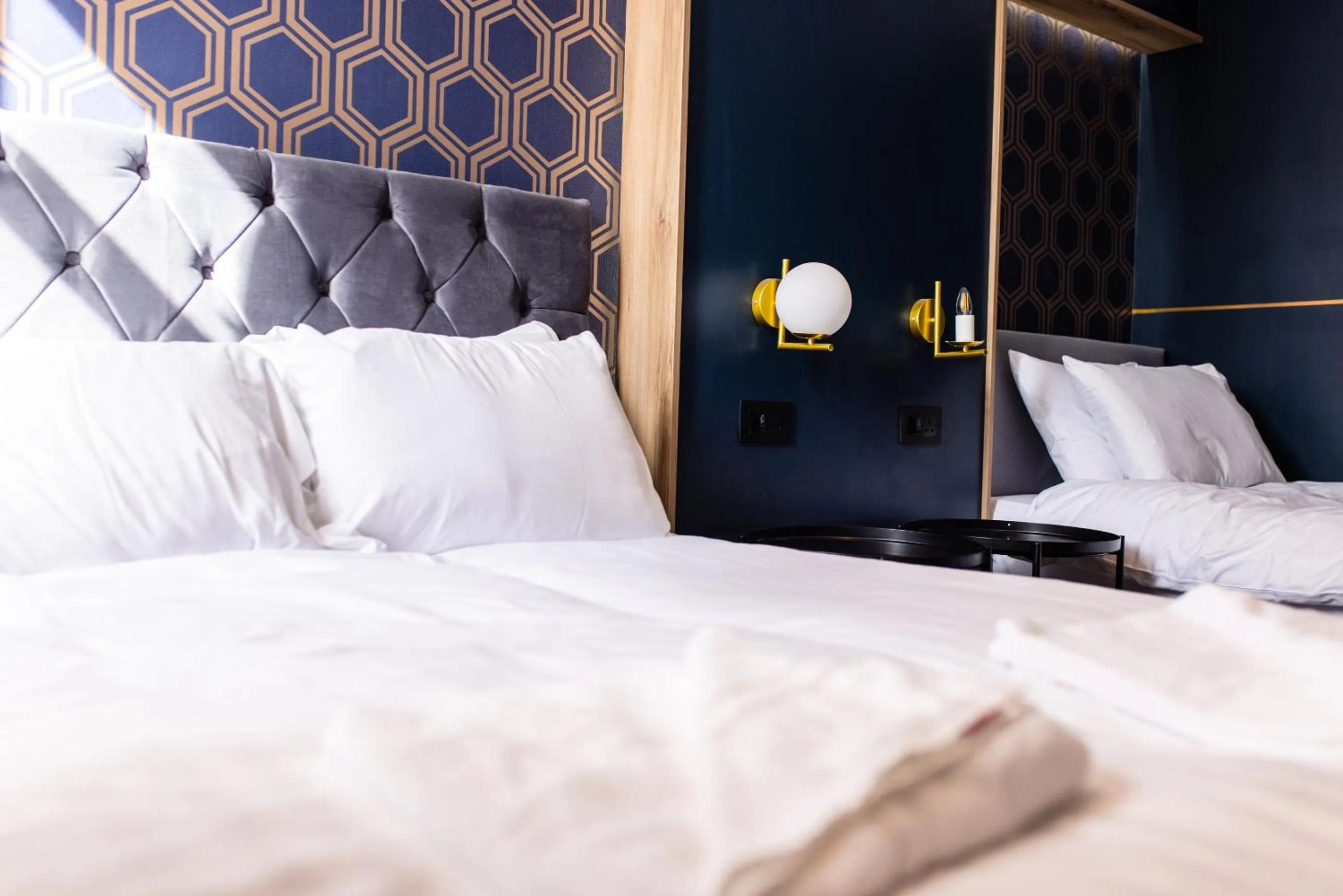 Bedroom, Bed in Hollywood Suite Sasco Apartments