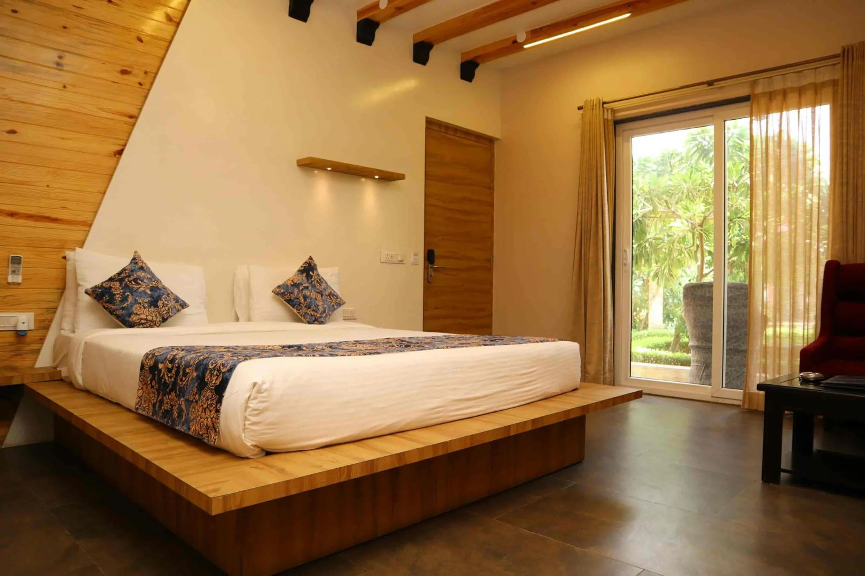 Bed in DESI THATH RESORT