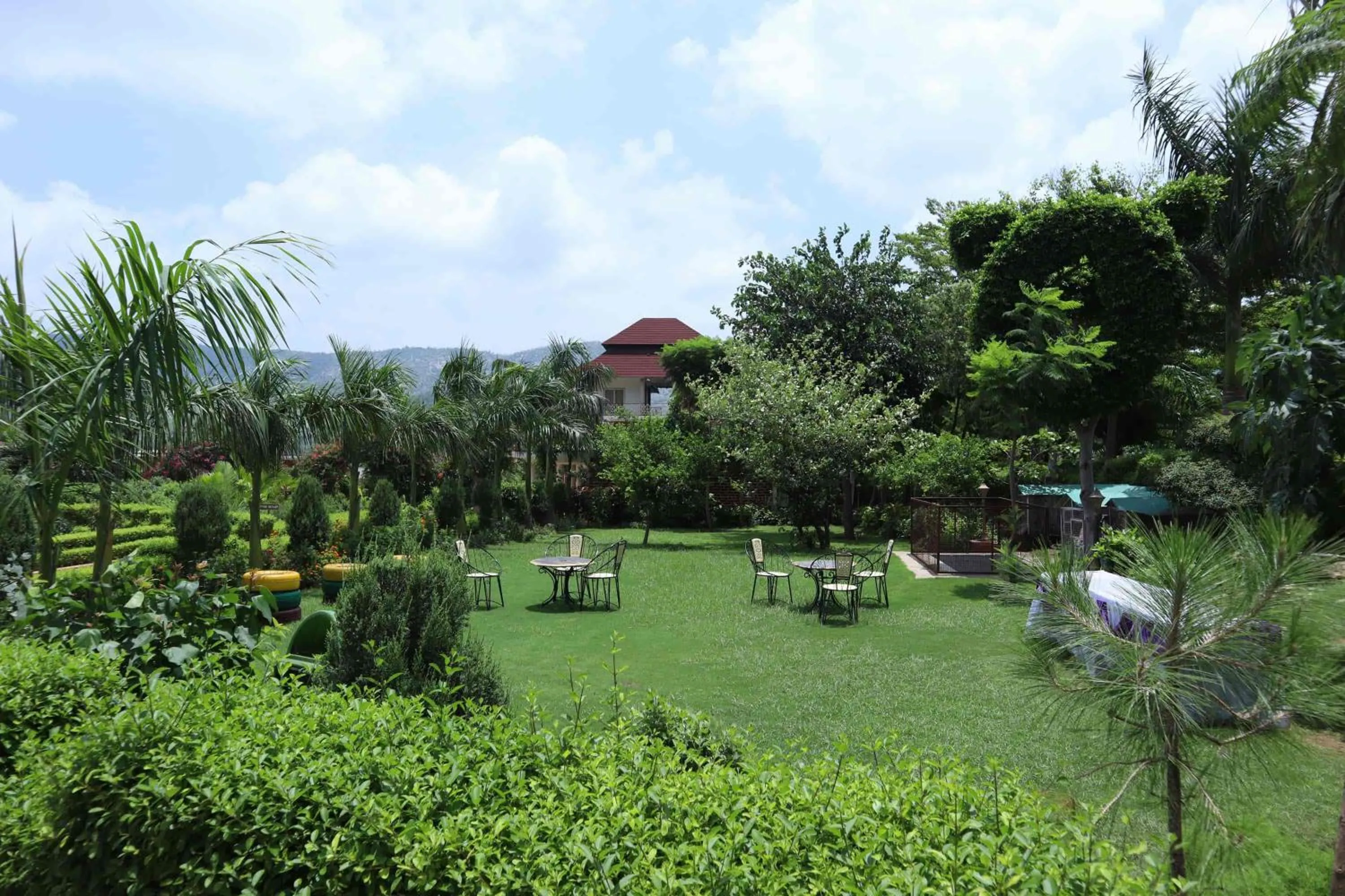 DESI THATH RESORT