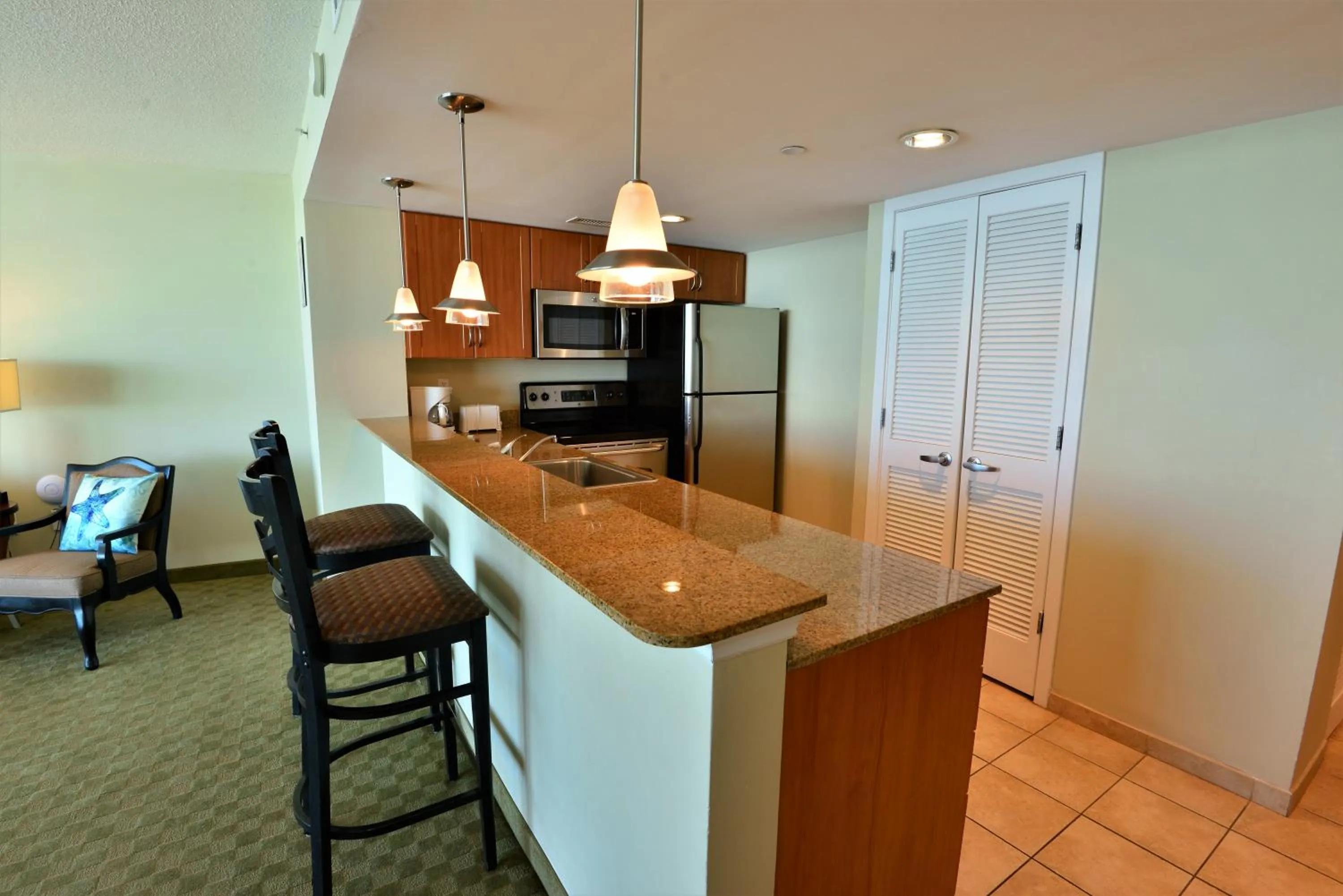Deluxe Ocean Front Two-Bedroom Condo in Sandy Beach Resort
