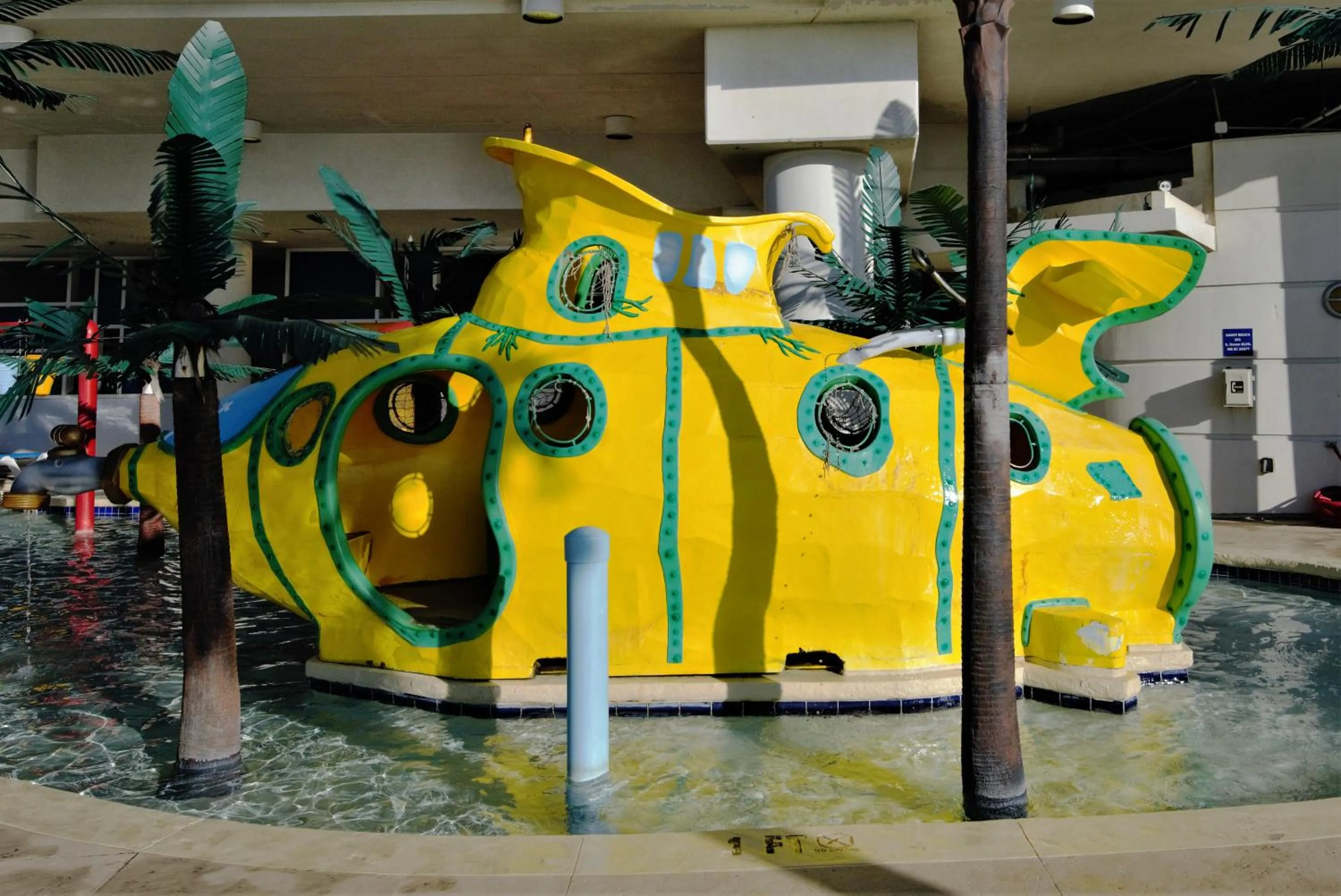 Deluxe Ocean Front Two-Bedroom Condo in Sandy Beach Resort