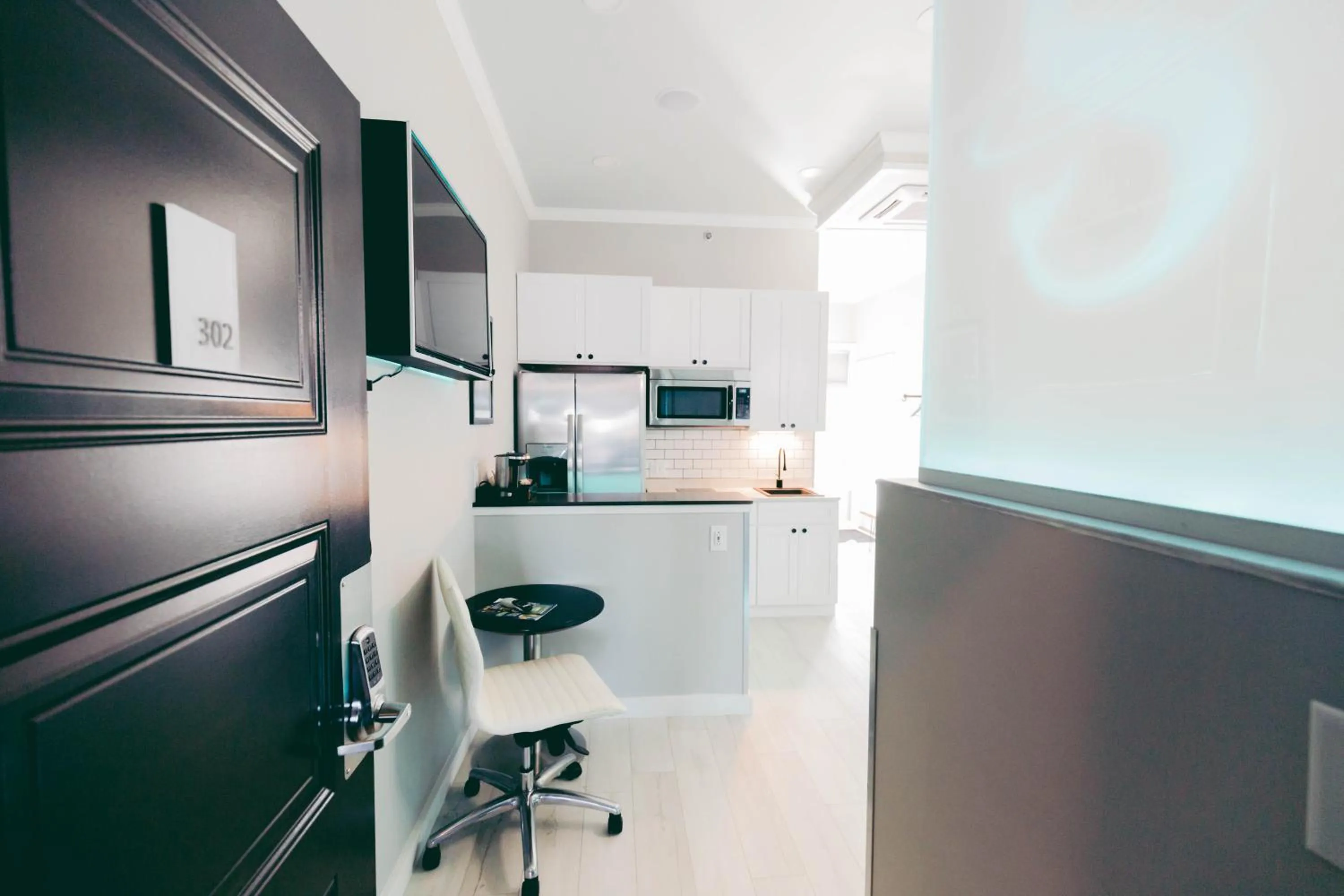 River Sirens Hotel-Contactless Check in Hotel