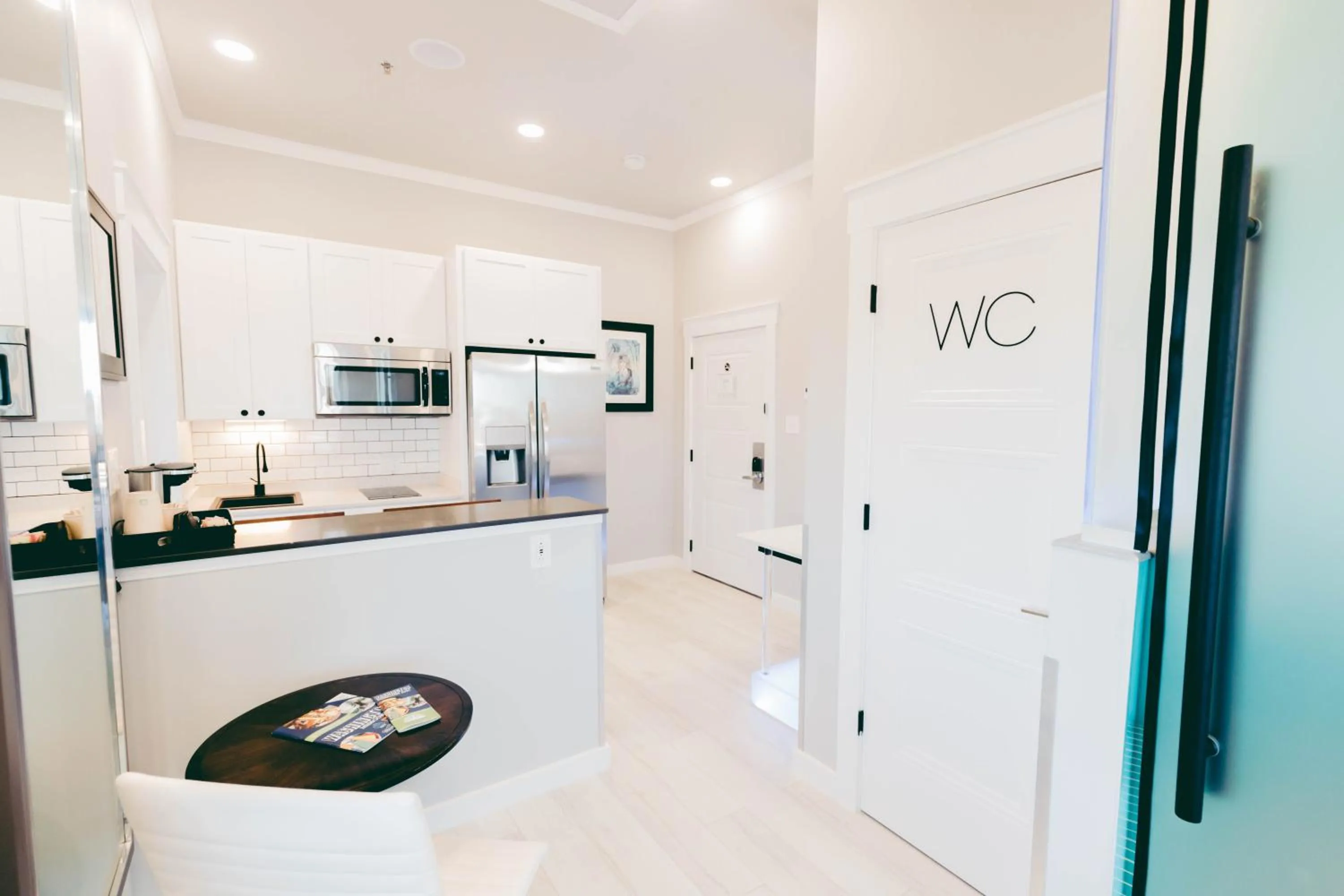 River Sirens Hotel-Contactless Check in Hotel