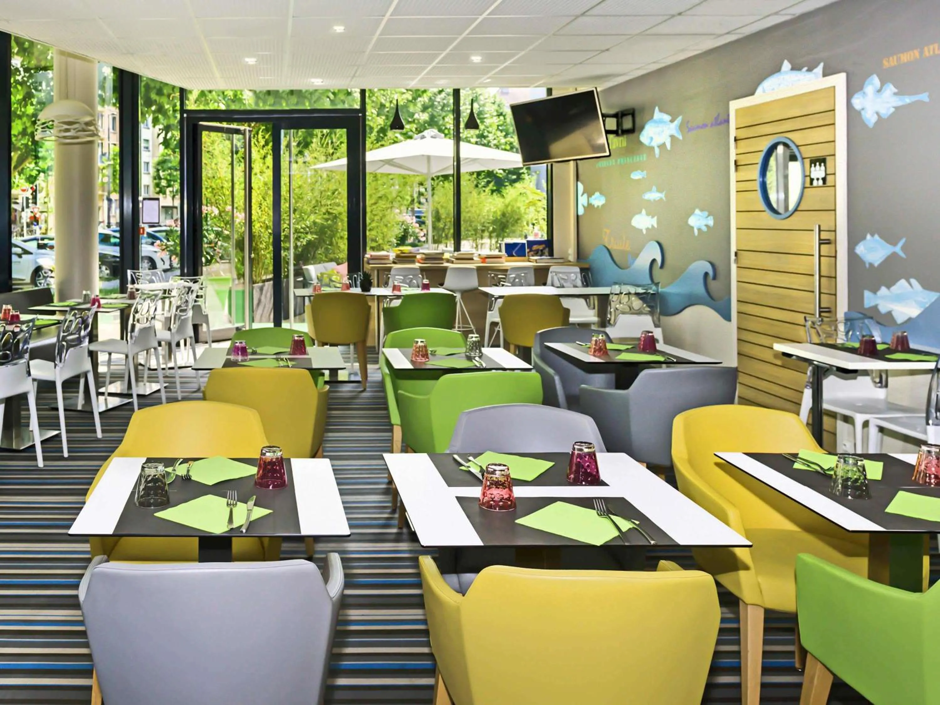 Restaurant/places to eat in ibis Styles Strasbourg Avenue du Rhin